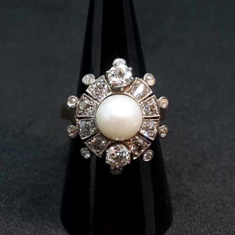 Art Nouveau Antique Diamonds & Pearl Gold Flower-Shaped Ring, Austria, around 1900 For Sale