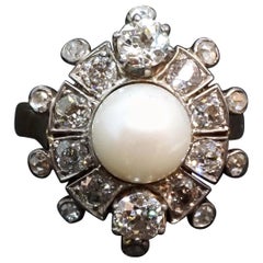 Antique Diamonds & Pearl Gold Flower-Shaped Ring, Austria, around 1900