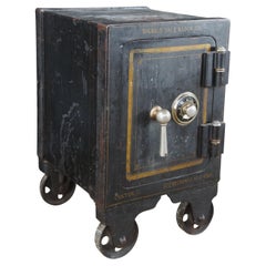 Metal Historical Memorabilia