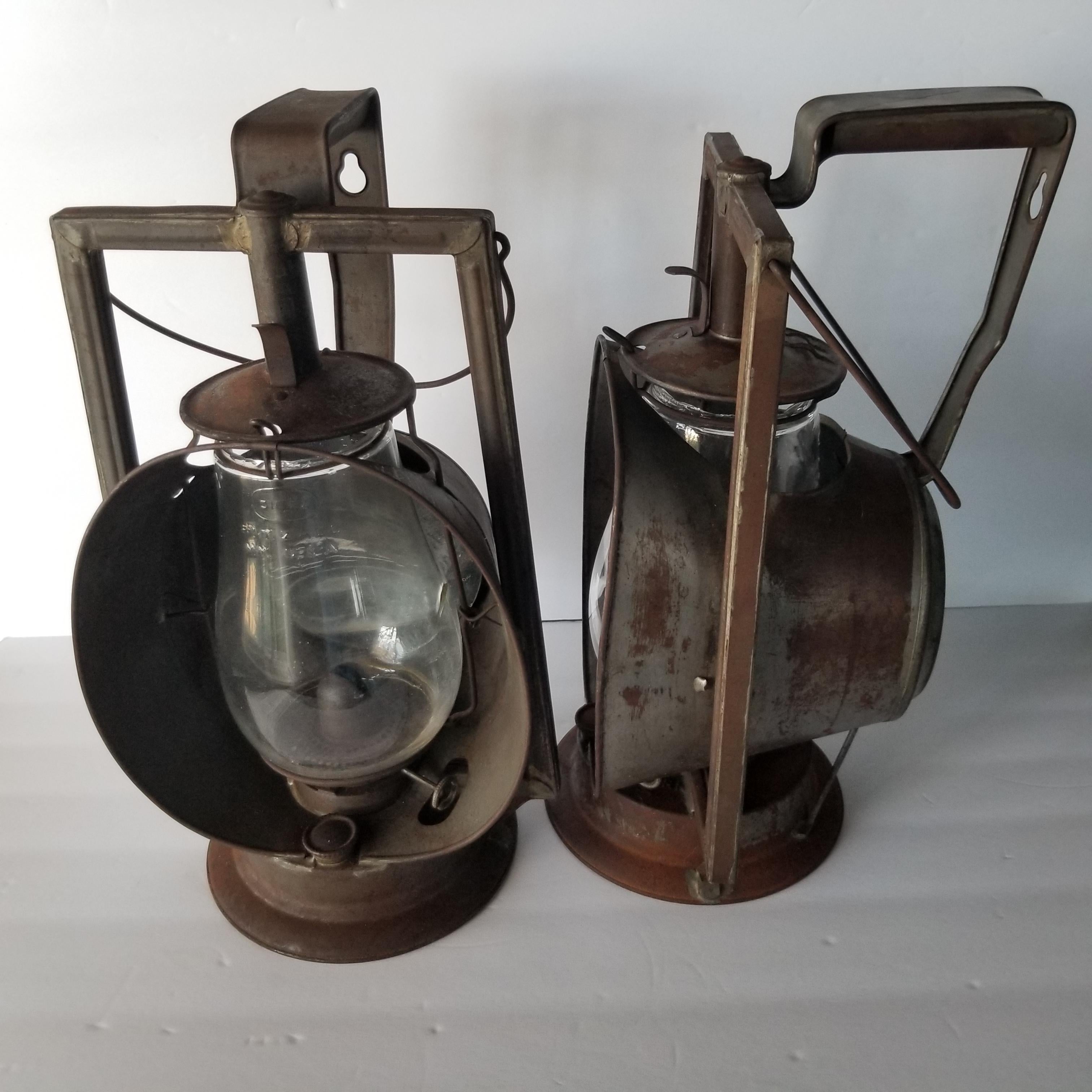 Industrial Antique Dietz Acme Large Inspector Lamp Two Railroad Lanterns New York 1900s