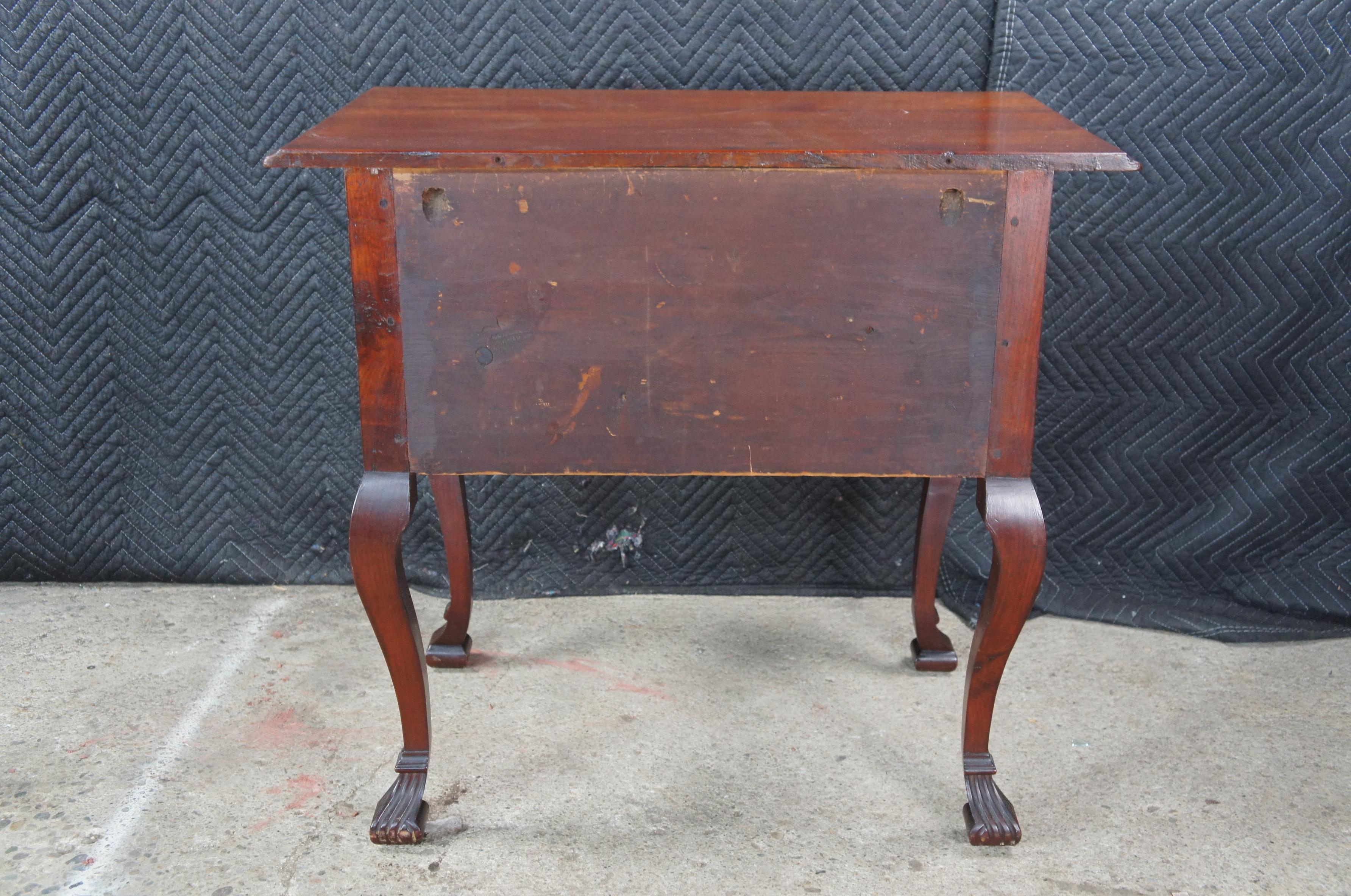 Antike Diminutive Queen Anne American Cherry Lowboy Kommode Konsole im Angebot 7