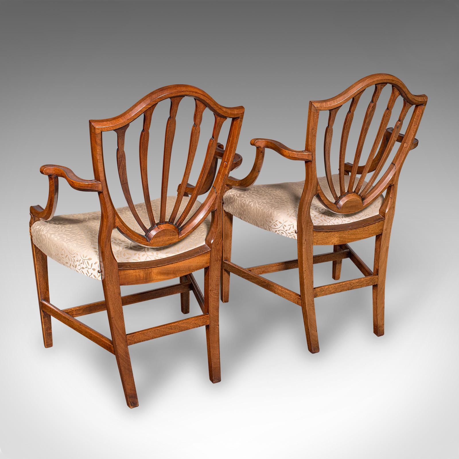 Georgien Suite de chaises de salle à manger anciennes anglaises, Carver & Slipper Chairs, géorgiennes, C.1800 en vente
