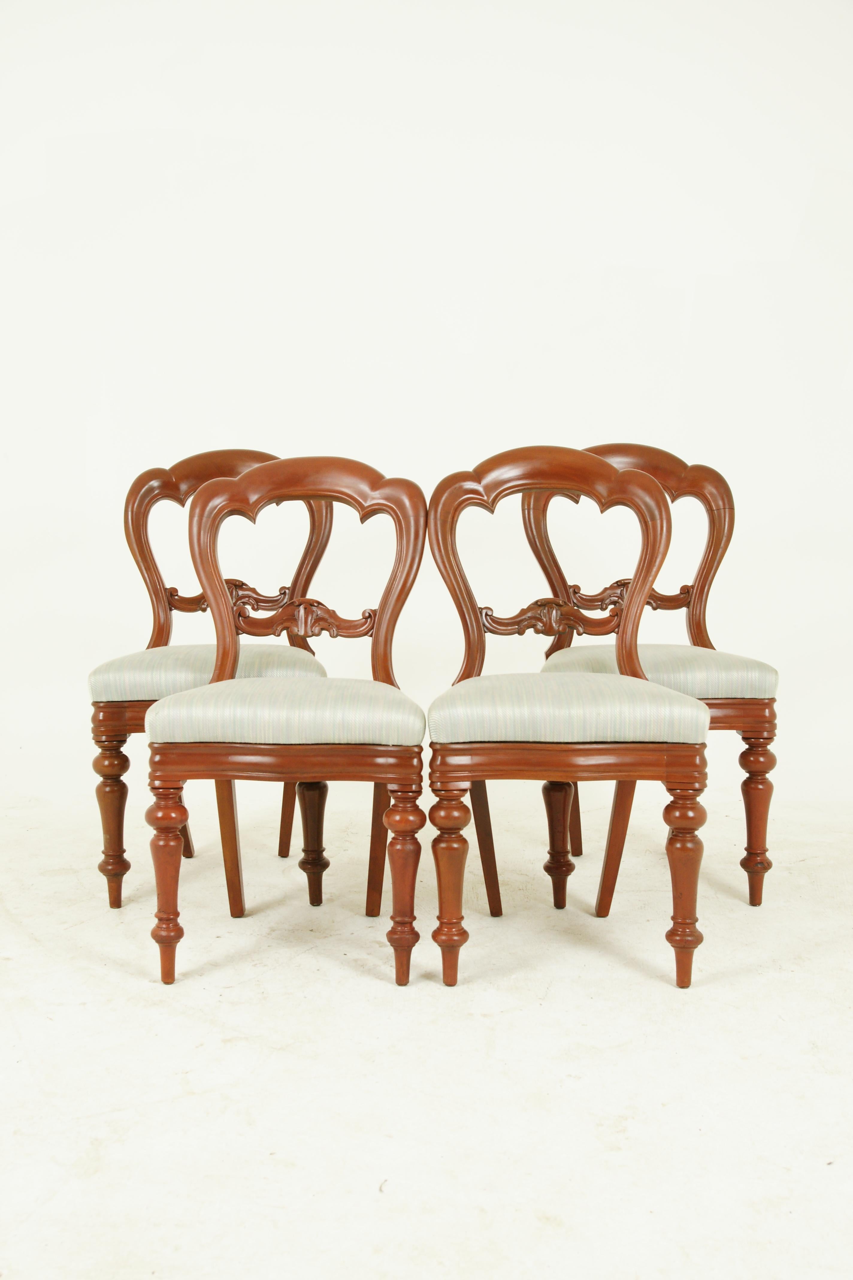 Antique dining chairs, 4 balloon back chairs, walnut, Victorian, Scotland 1880, Antique Furniture, B1541.

Scotland 1880
Solid walnut
Shaped back rail above a carved center rail
Newly upholstered lift out seats
Sitting on serpentine front