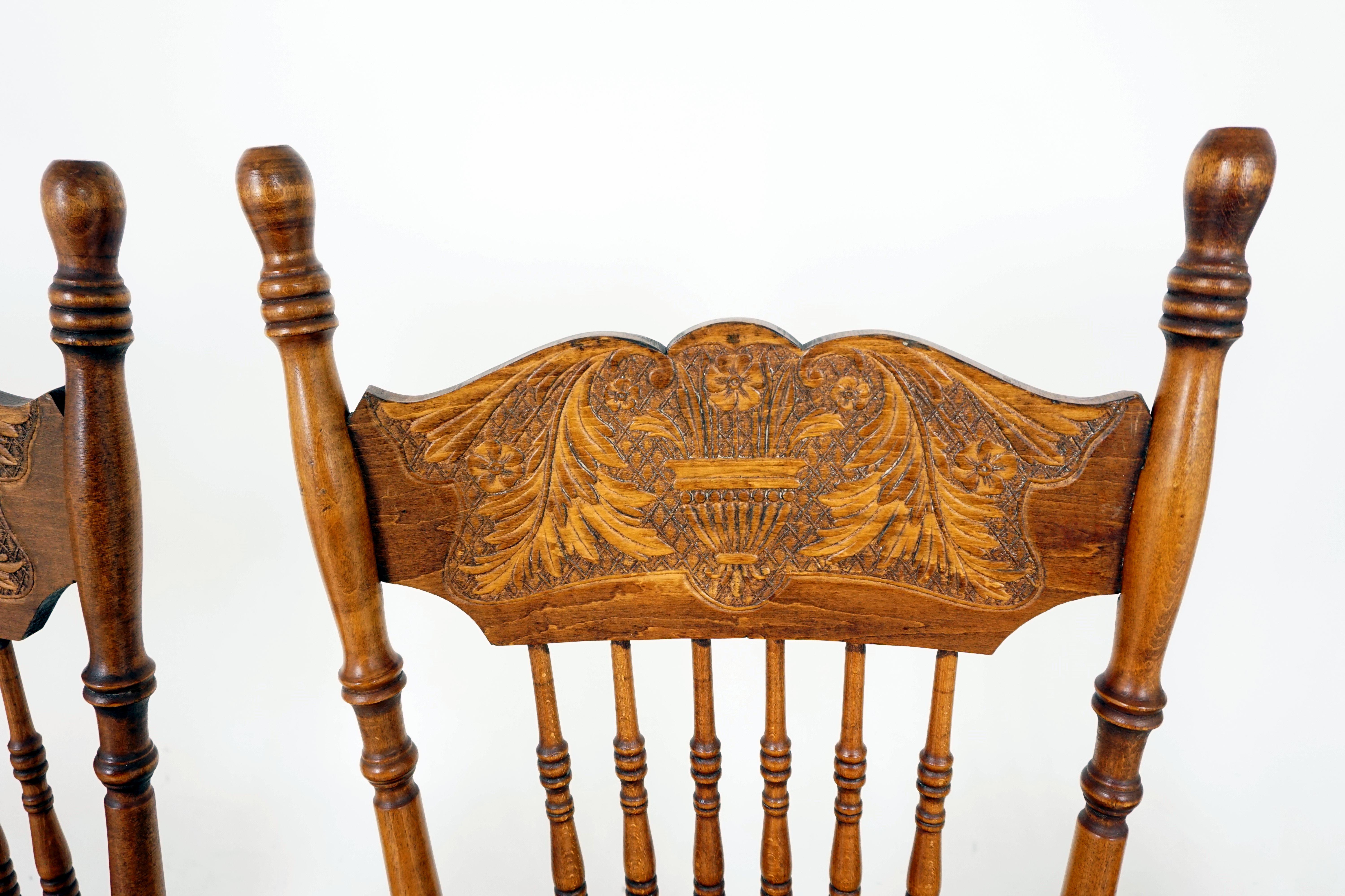 Antique dining chairs, set of 4 press back kitchen chairs, antique furniture, Canada, 1900

Canada, 1900
Solid beechwood
High supports to the back
Carved press back on top
Six turned spindles underneath
Fir plywood seat
Standing on turned