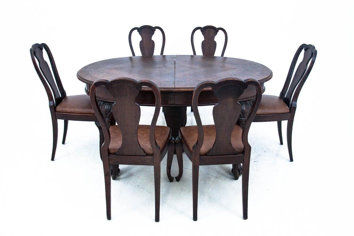 Antique Dining Room Set, Germany, circa 1920 In Good Condition In Chorzów, PL