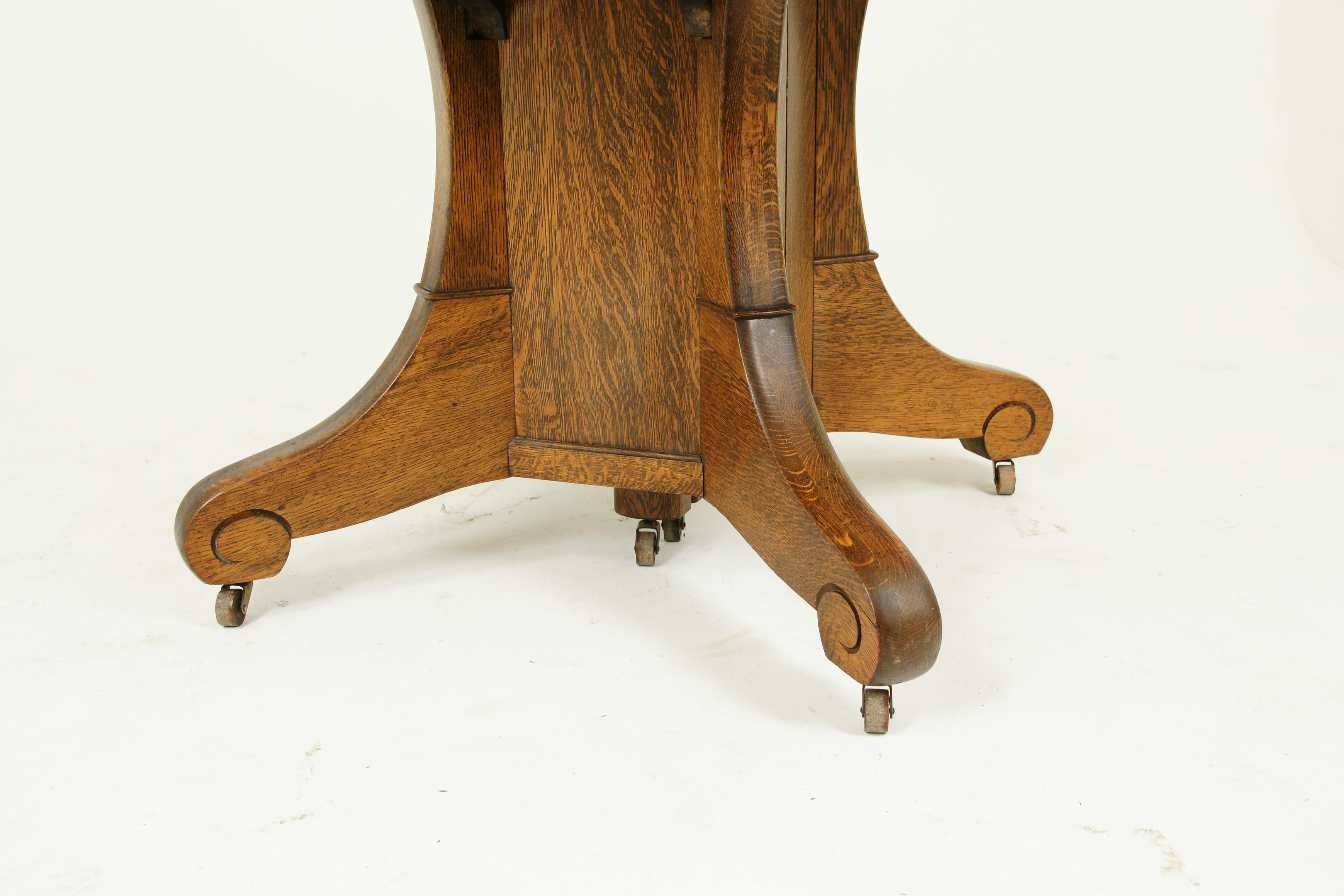 Début du 20ème siècle Table à manger ancienne:: guéridon:: table en chêne ancienne:: Canada:: 1900