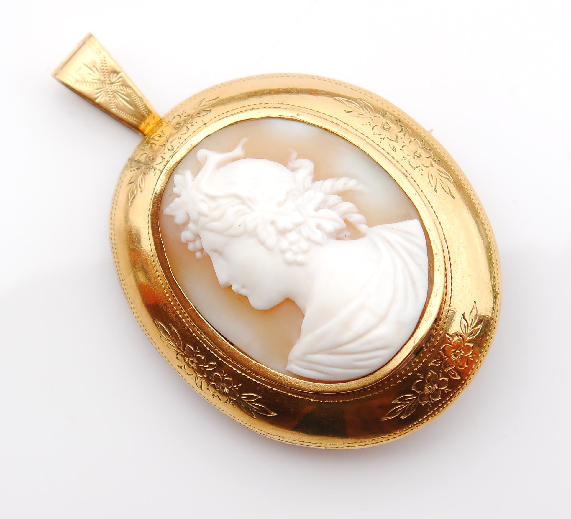 Antike Dionysus geschnitzte Muschel-Kamee-Anhänger-Brosche aus massivem vergoldetem Silber/11,4gr (Art nouveau) im Angebot