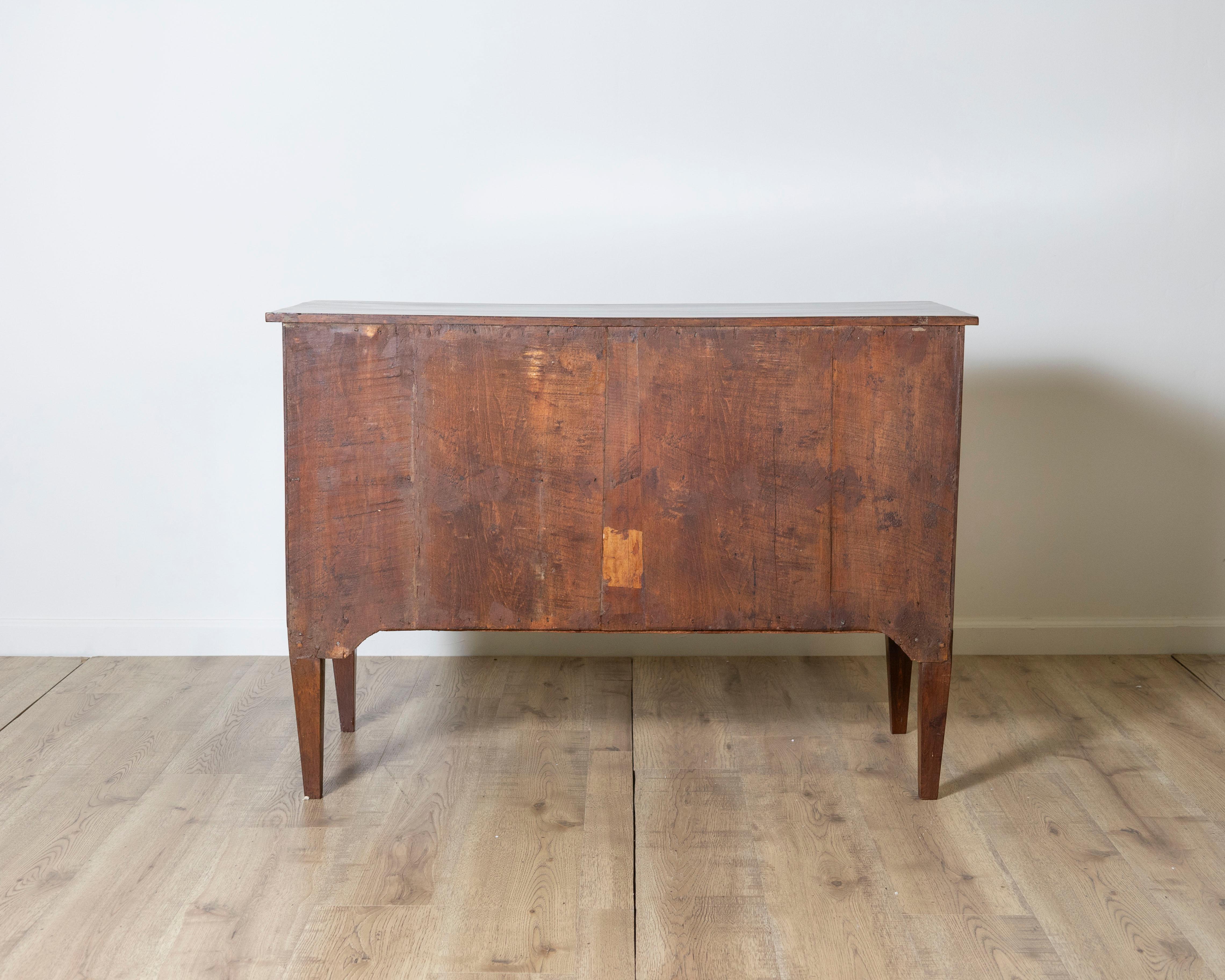 Commode ancienne Directoire en noyer - Italie 18ème en vente 3