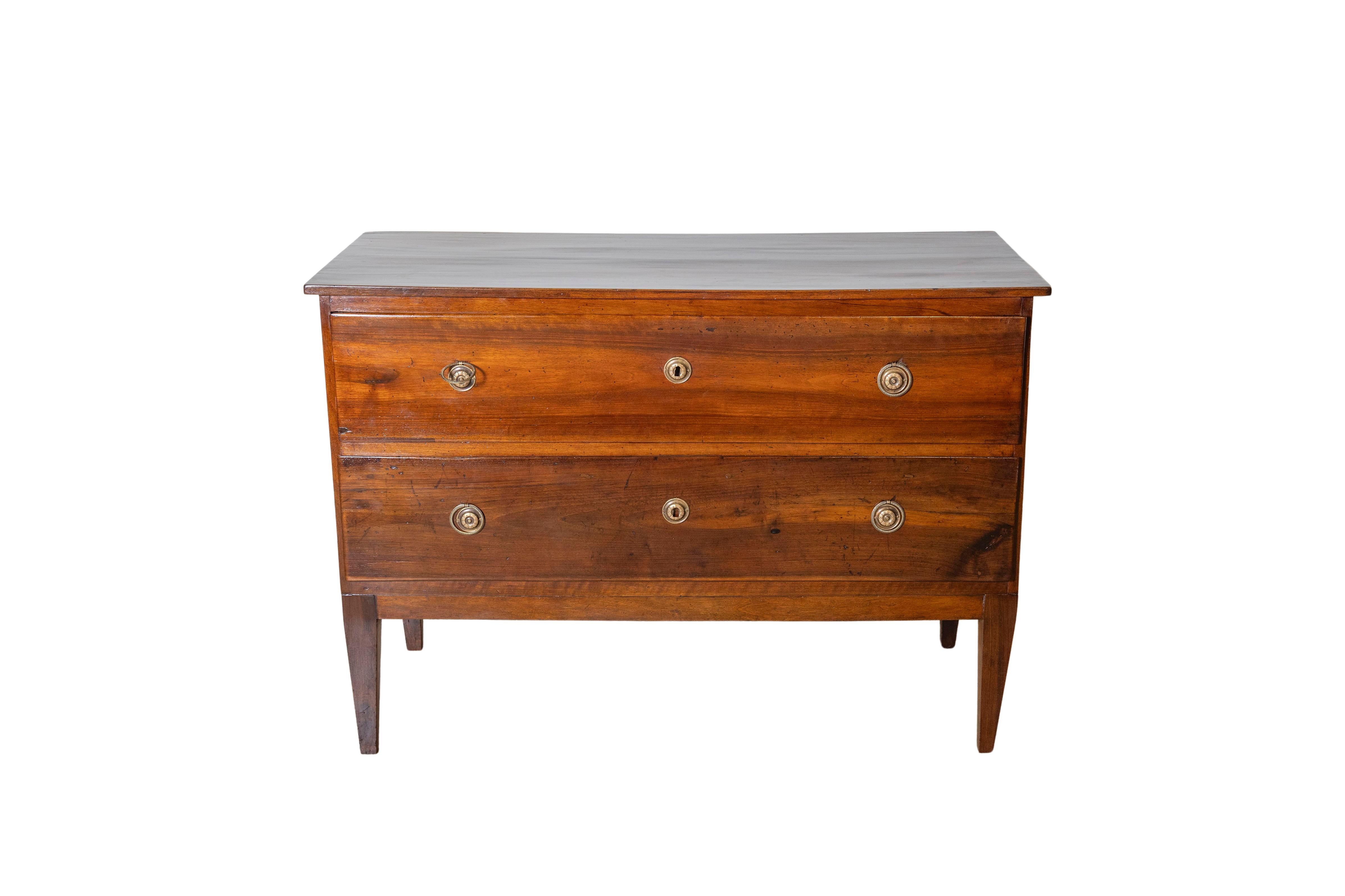 Commode ancienne Directoire en noyer - Italie 18ème