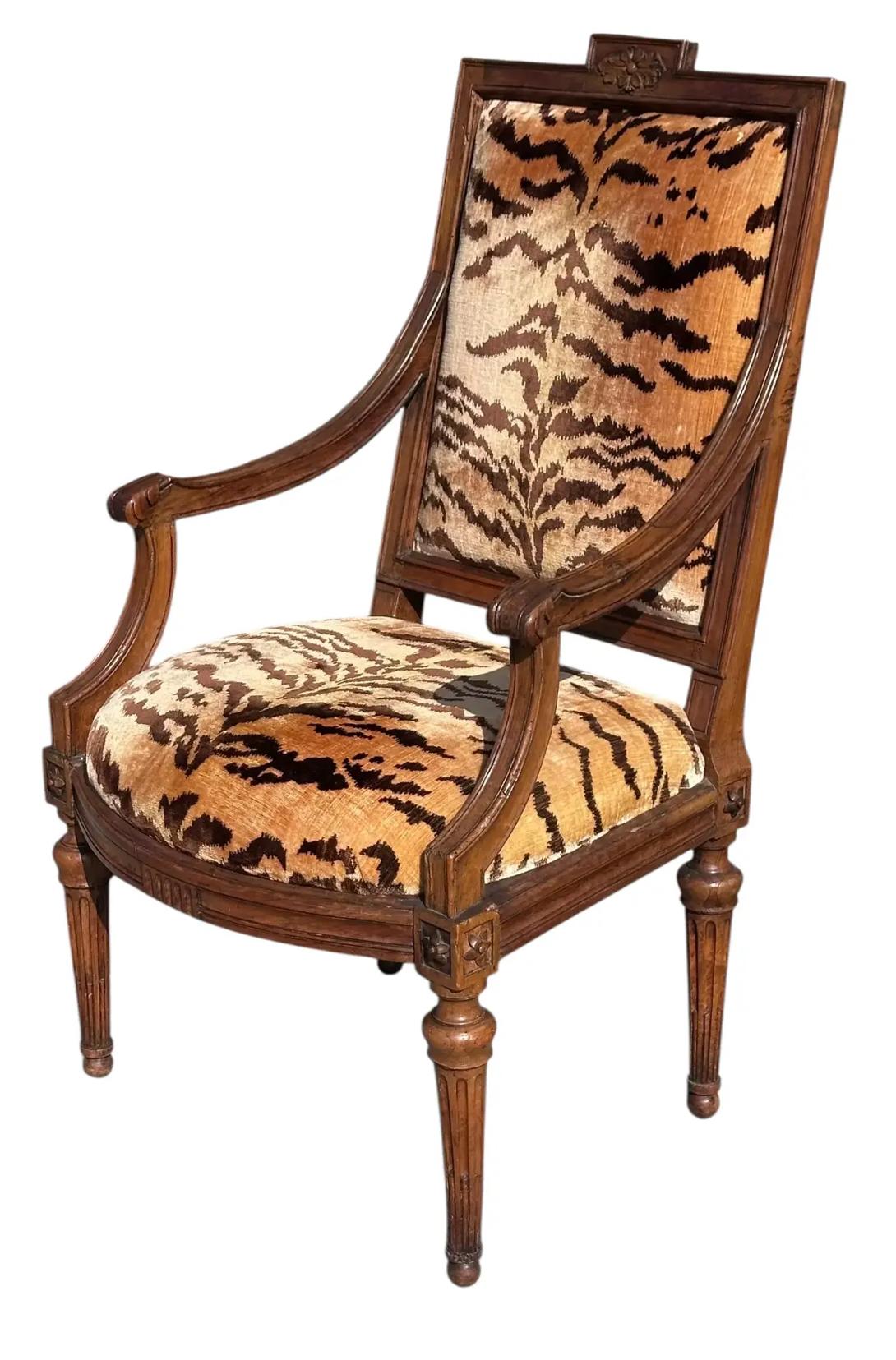 Antiguo Directoire Fauteuil Sillón con Brazos W Scalamandre Tigre Terciopelo de Seda Francés en venta