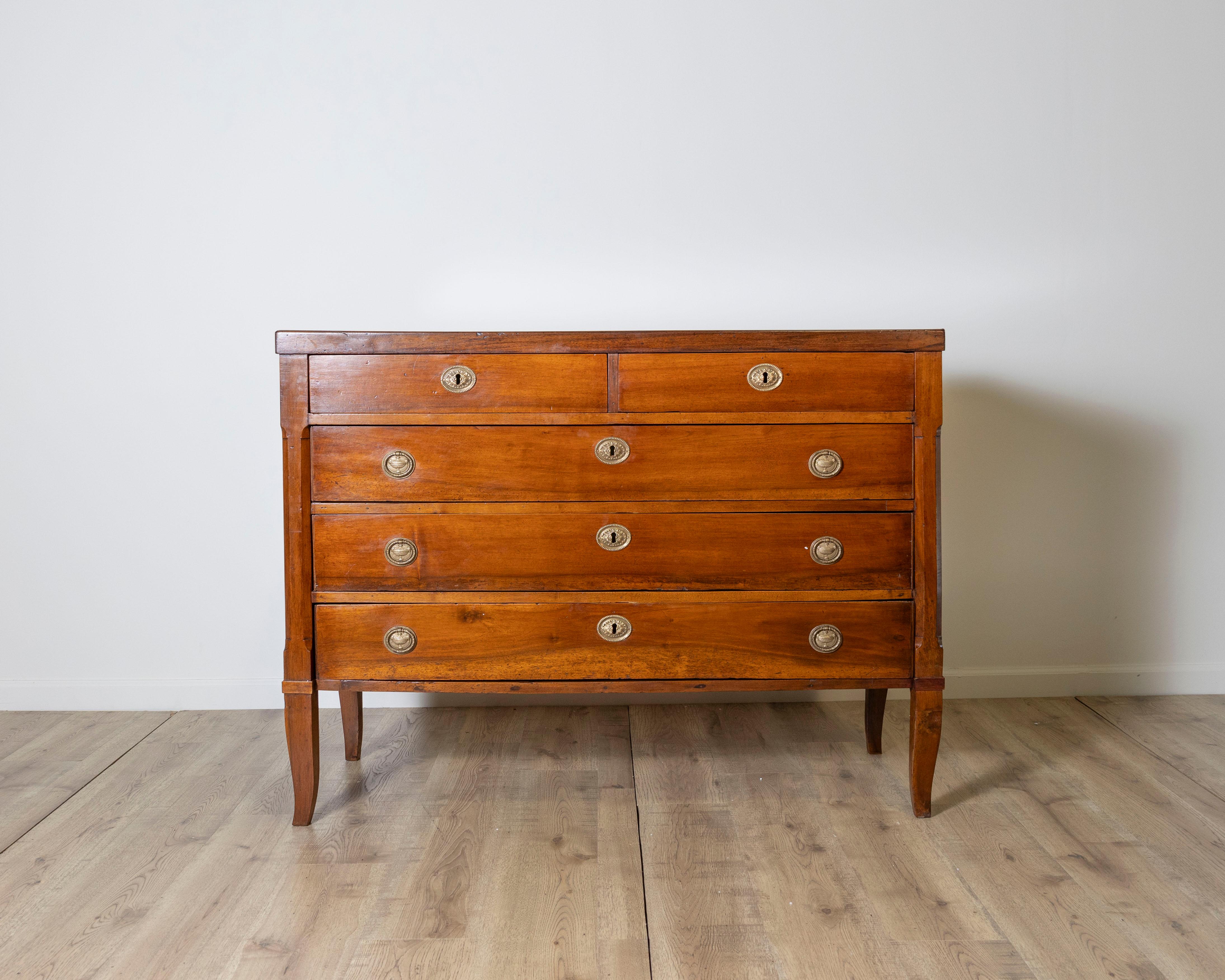 italien Commode ancienne d'époque Directoire en noyer - Italie 18ème siècle en vente