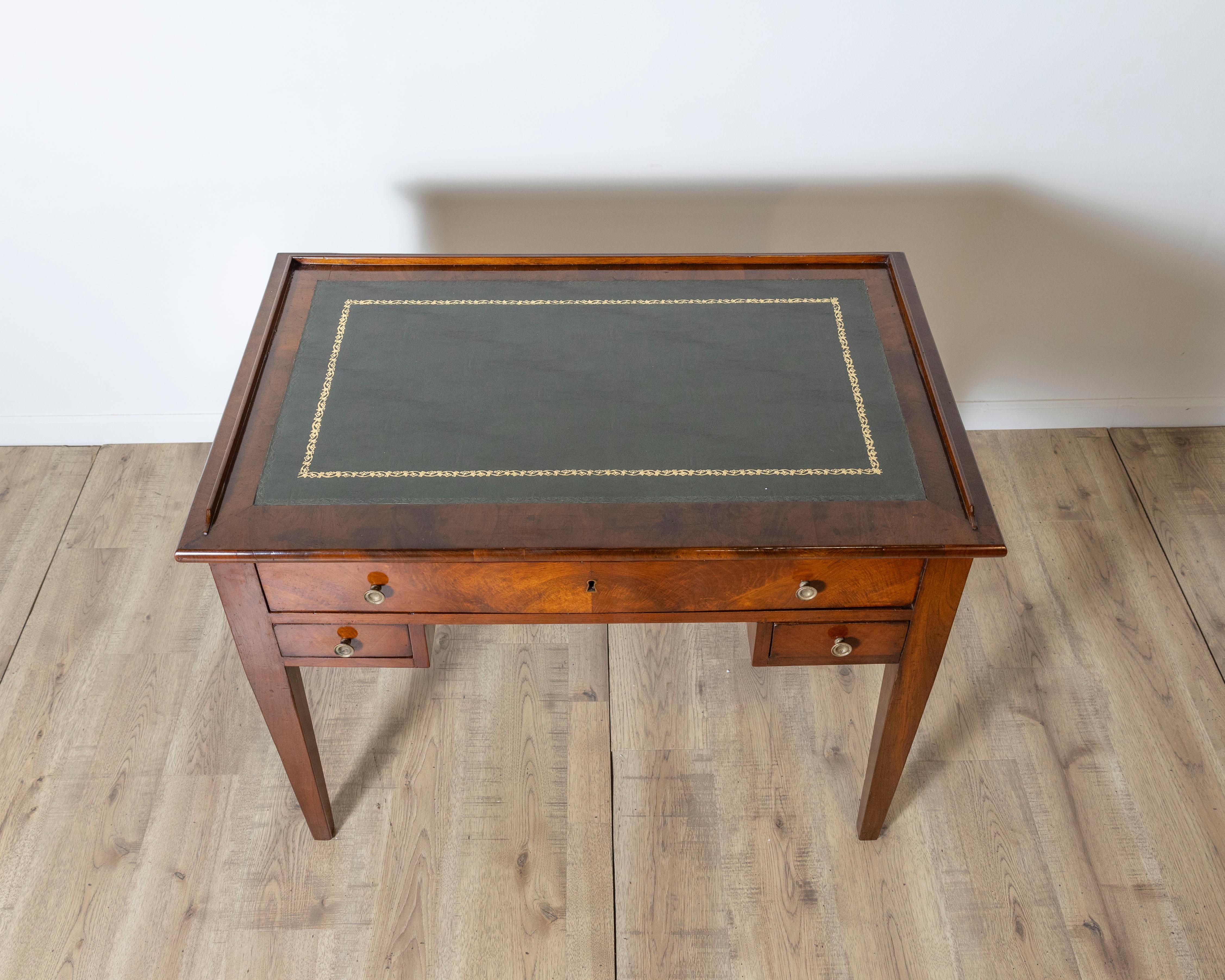 Italian Antique Directoire Table Writing Desk In Walnut - Italy 19th For Sale