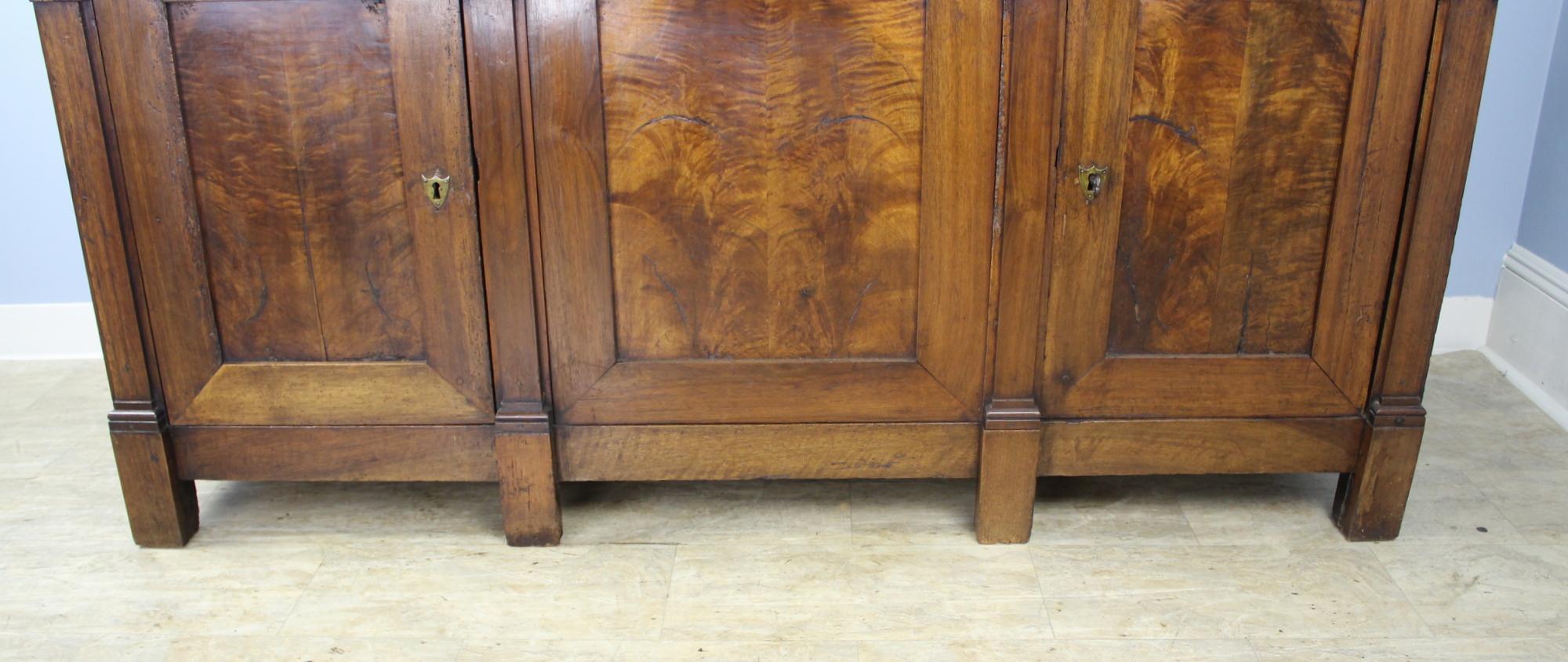 Antique Directoire Walnut Enfilade (Walnuss)