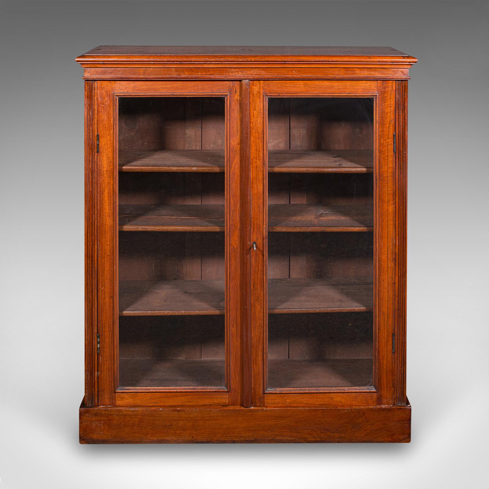 Victorien tardif Bibliothèque d'exposition ancienne, anglaise, vitrée, bibliothèque de maison, victorienne en vente