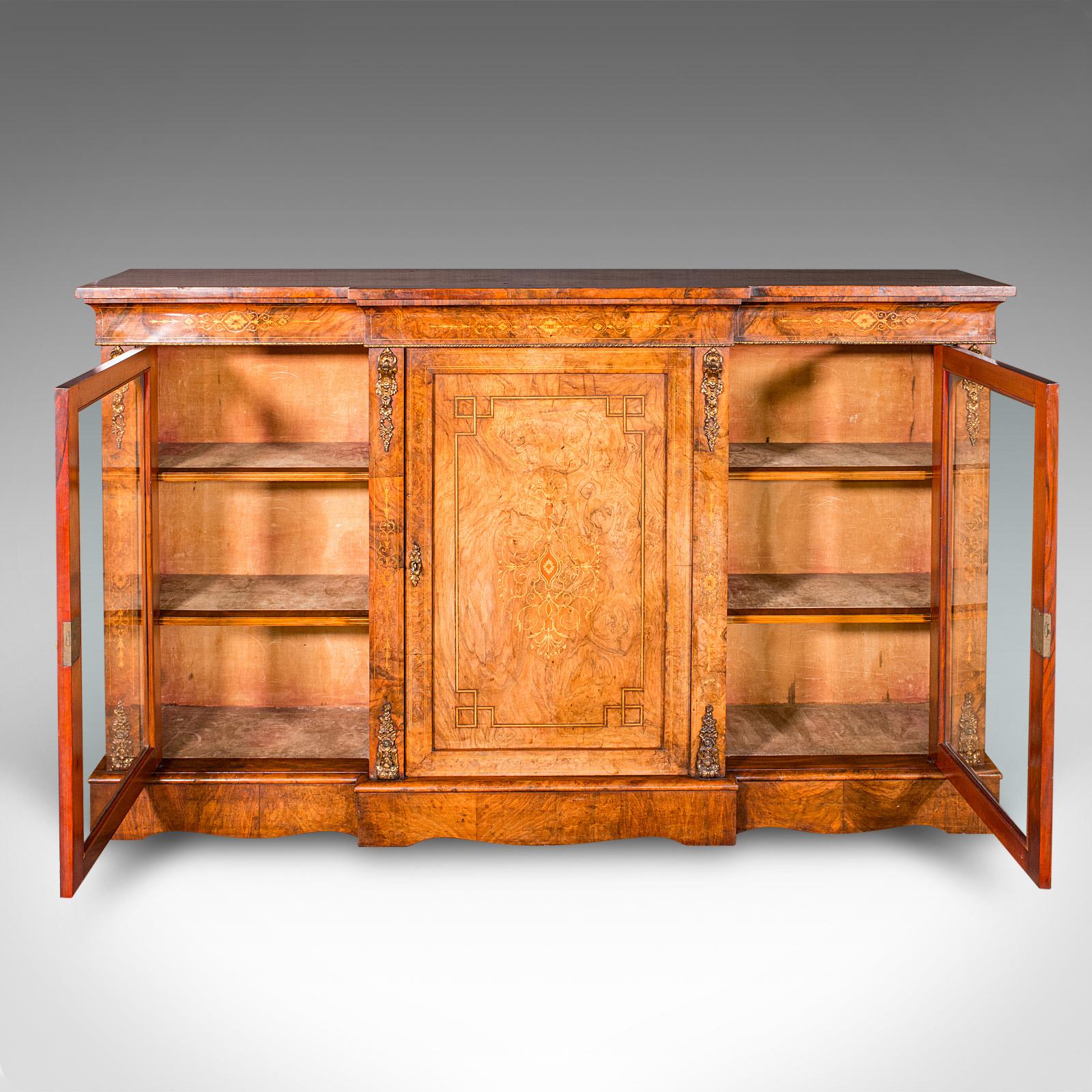 Antique Display Bookcase, English, Walnut, Breakfront Library Cabinet, Regency In Good Condition For Sale In Hele, Devon, GB