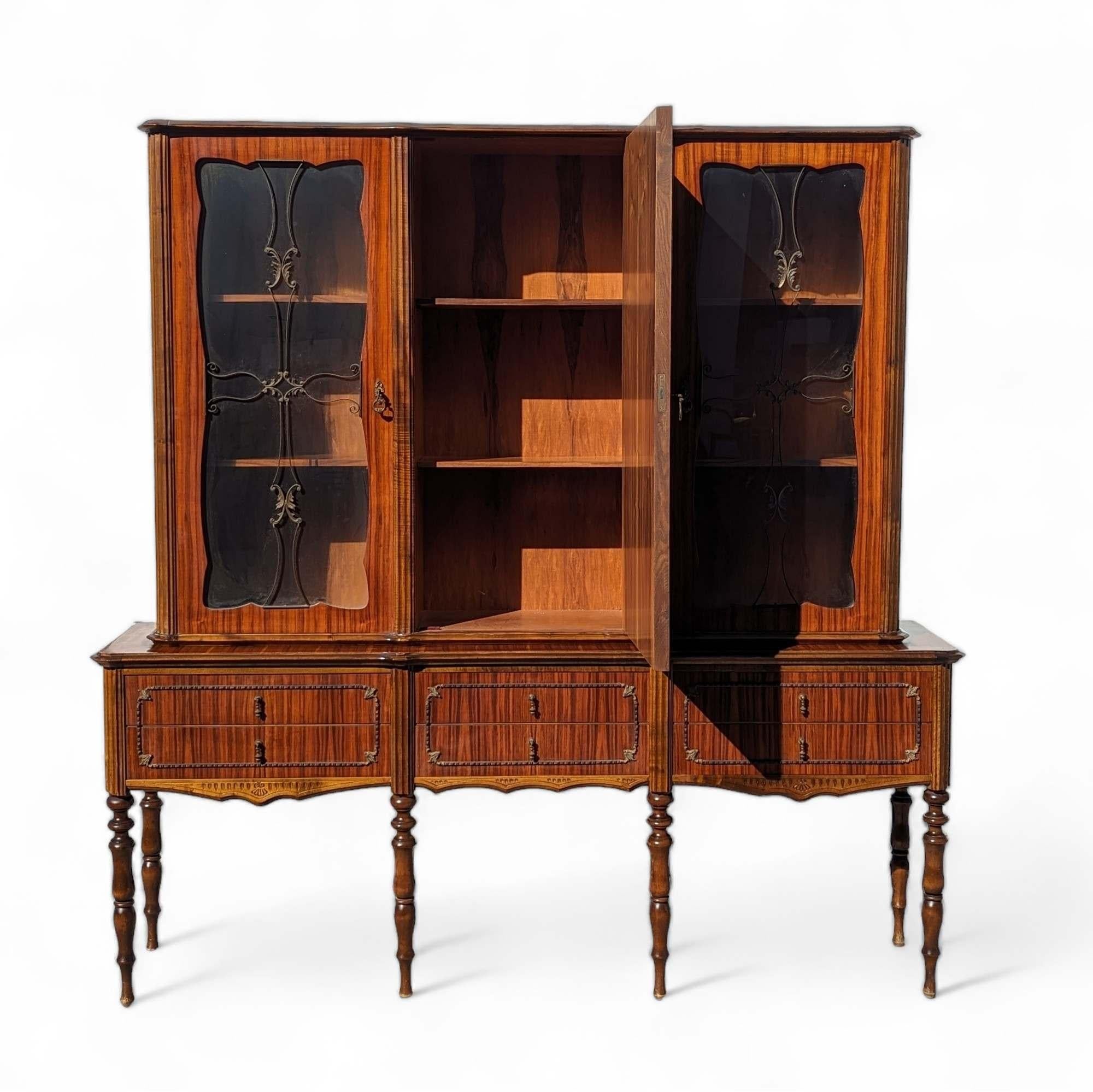 Vitrina Antigua, Armario Buffet para China, Patas de Madera Torneadas, Cristal en venta 3