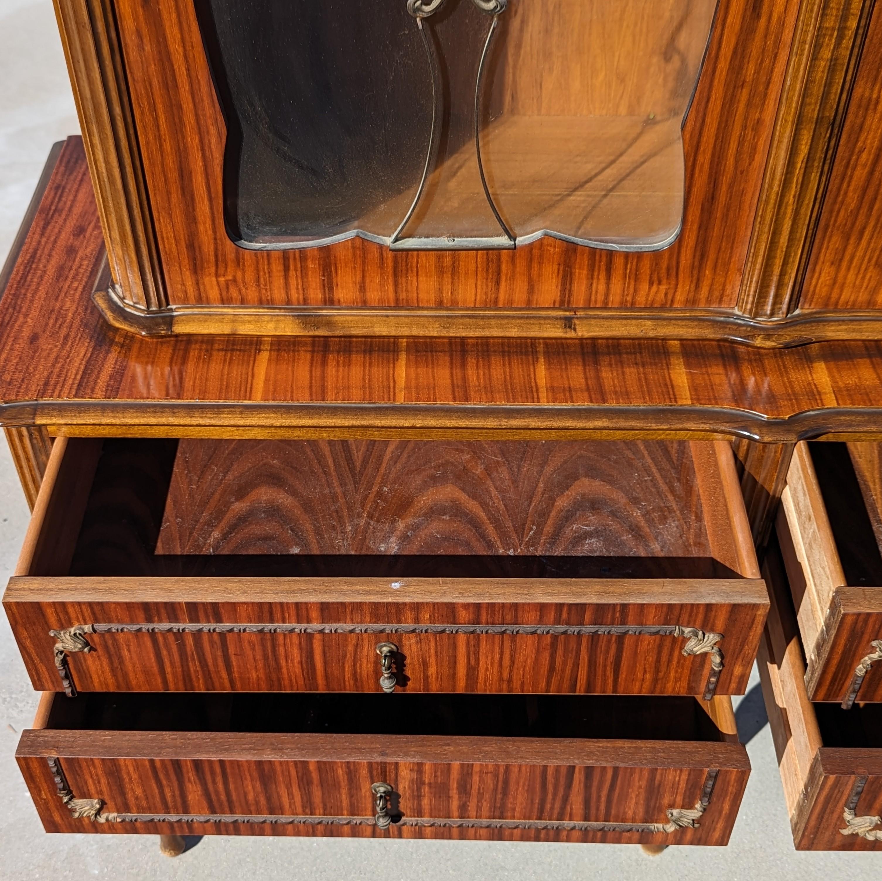 Vitrina Antigua, Armario Buffet para China, Patas de Madera Torneadas, Cristal en venta 4