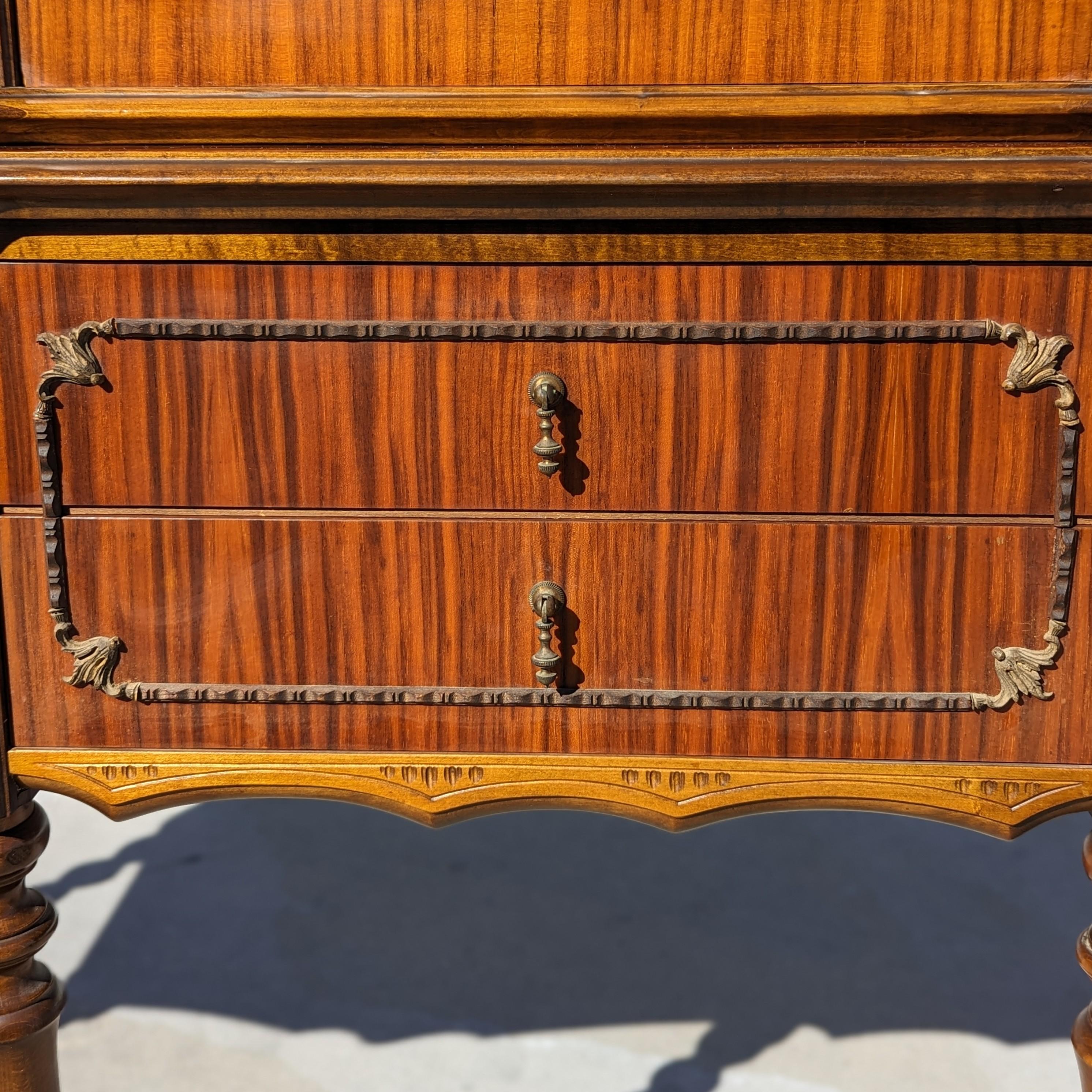 Vitrina Antigua, Armario Buffet para China, Patas de Madera Torneadas, Cristal en venta 8