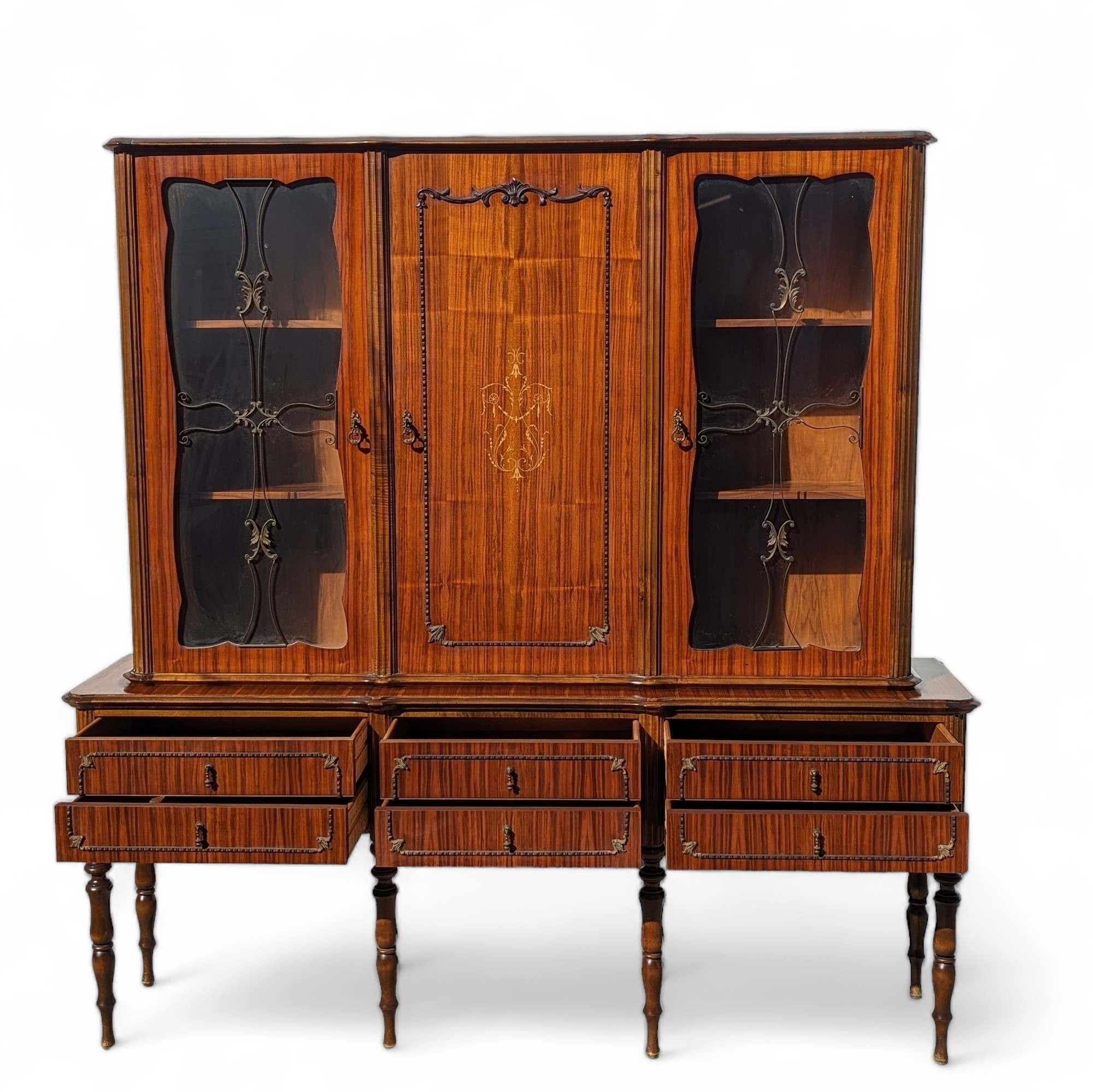 Vitrina Antigua, Armario Buffet para China, Patas de Madera Torneadas, Cristal Renacimiento neoclásico en venta