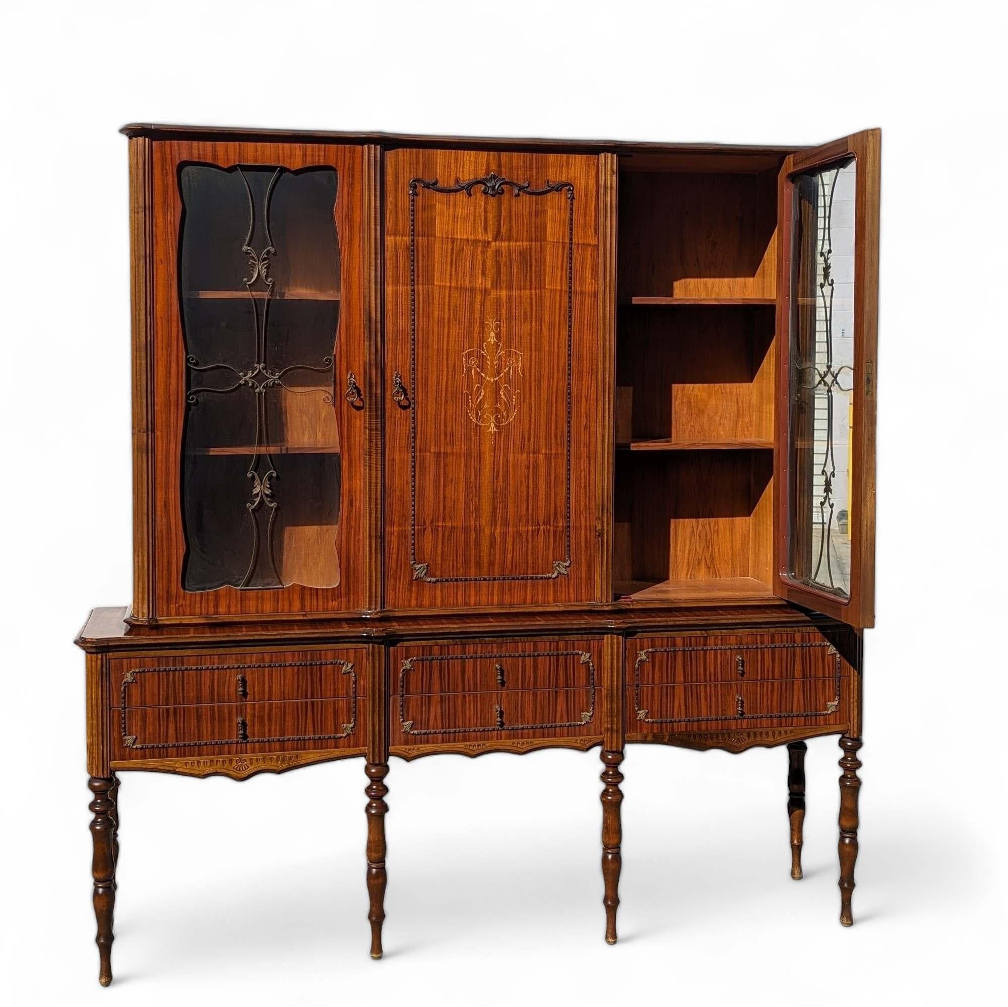 Vitrina Antigua, Armario Buffet para China, Patas de Madera Torneadas, Cristal en venta 2