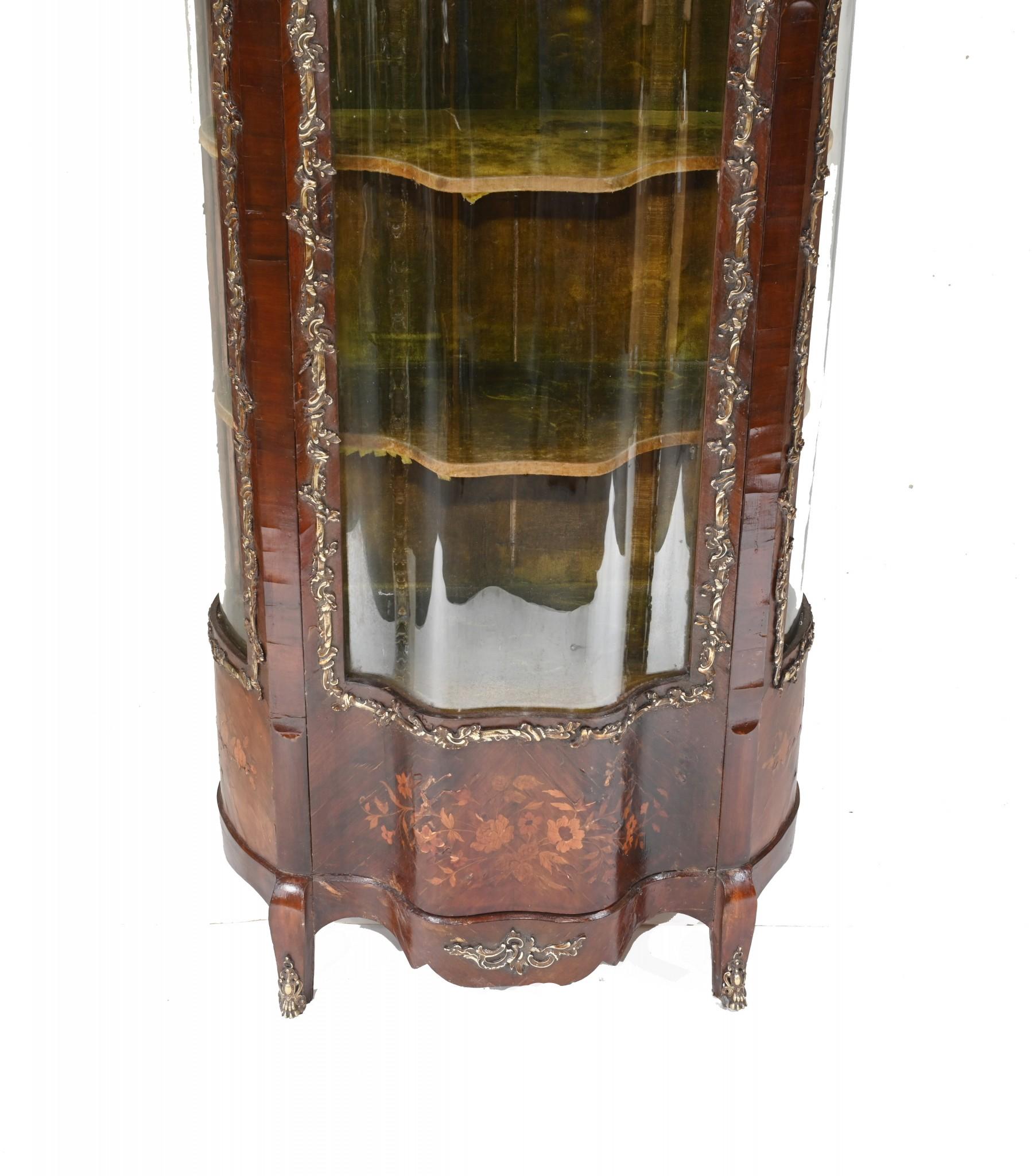 Wonderful French display cabinet or bijouterie we date to circa 1890
Intricate inlay work on front showing floral motifs
Bought from a dealer on Marche Biron at Paris antiques market
Some of our items are in storage so please check ahead of a