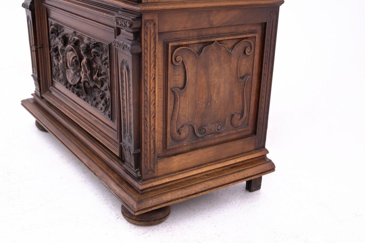 Antique display cabinet from around 1880, France. For Sale 1