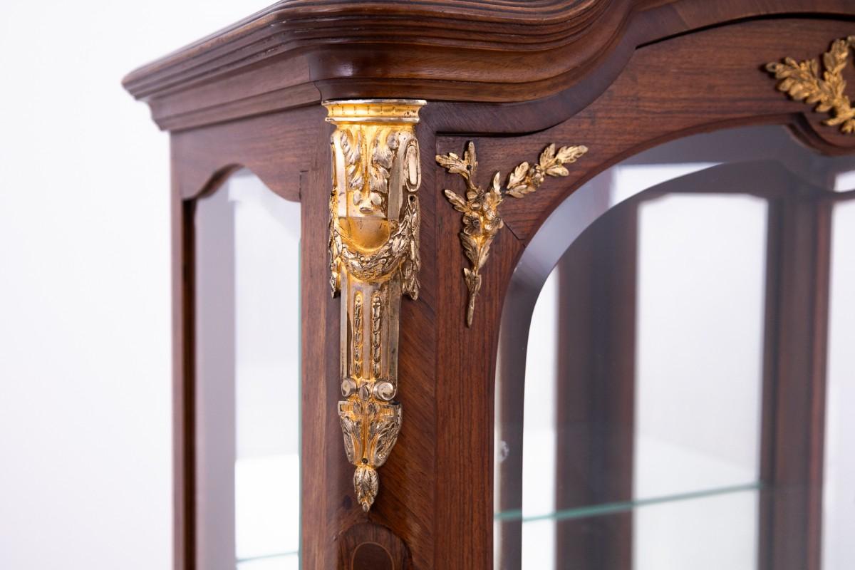 Late 19th Century Antique display cabinet from the late 19th century, France. For Sale