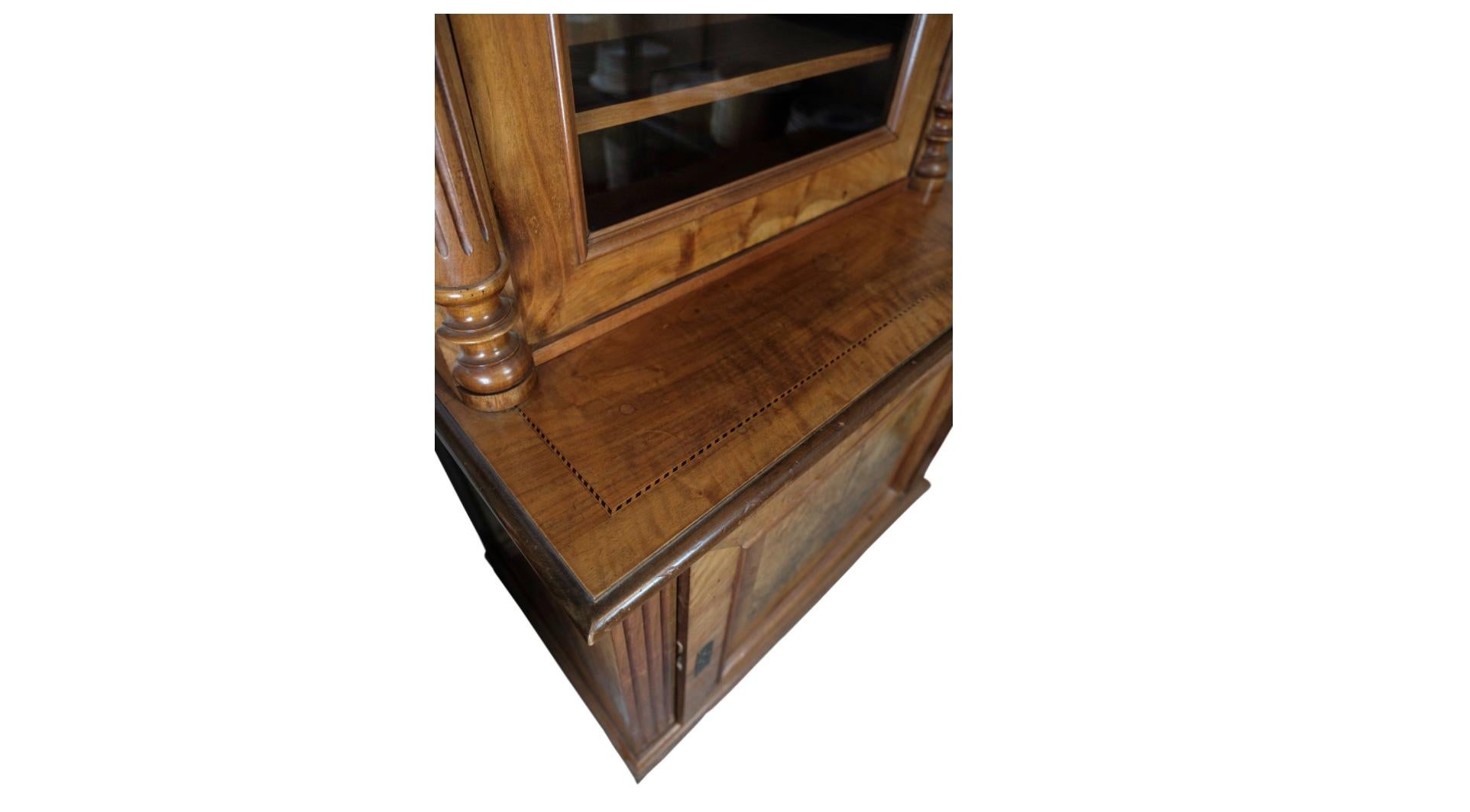Late 19th Century Antique Display Cabinet in Mahogany from Around the 1880s