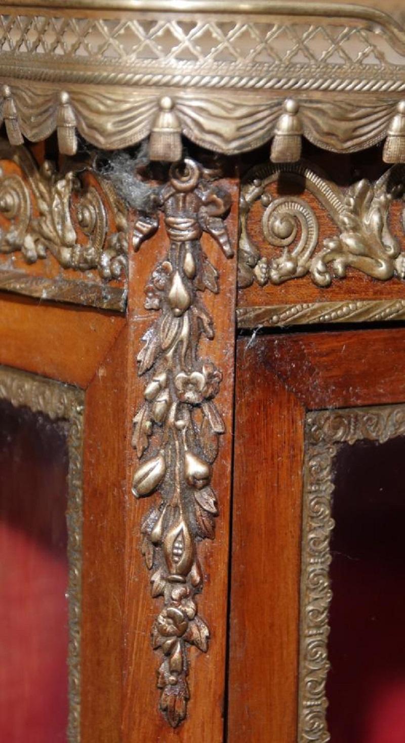 Vetrina antica, Vernis Martin 1890 Angela Kaufman Vitrine in vendita 3