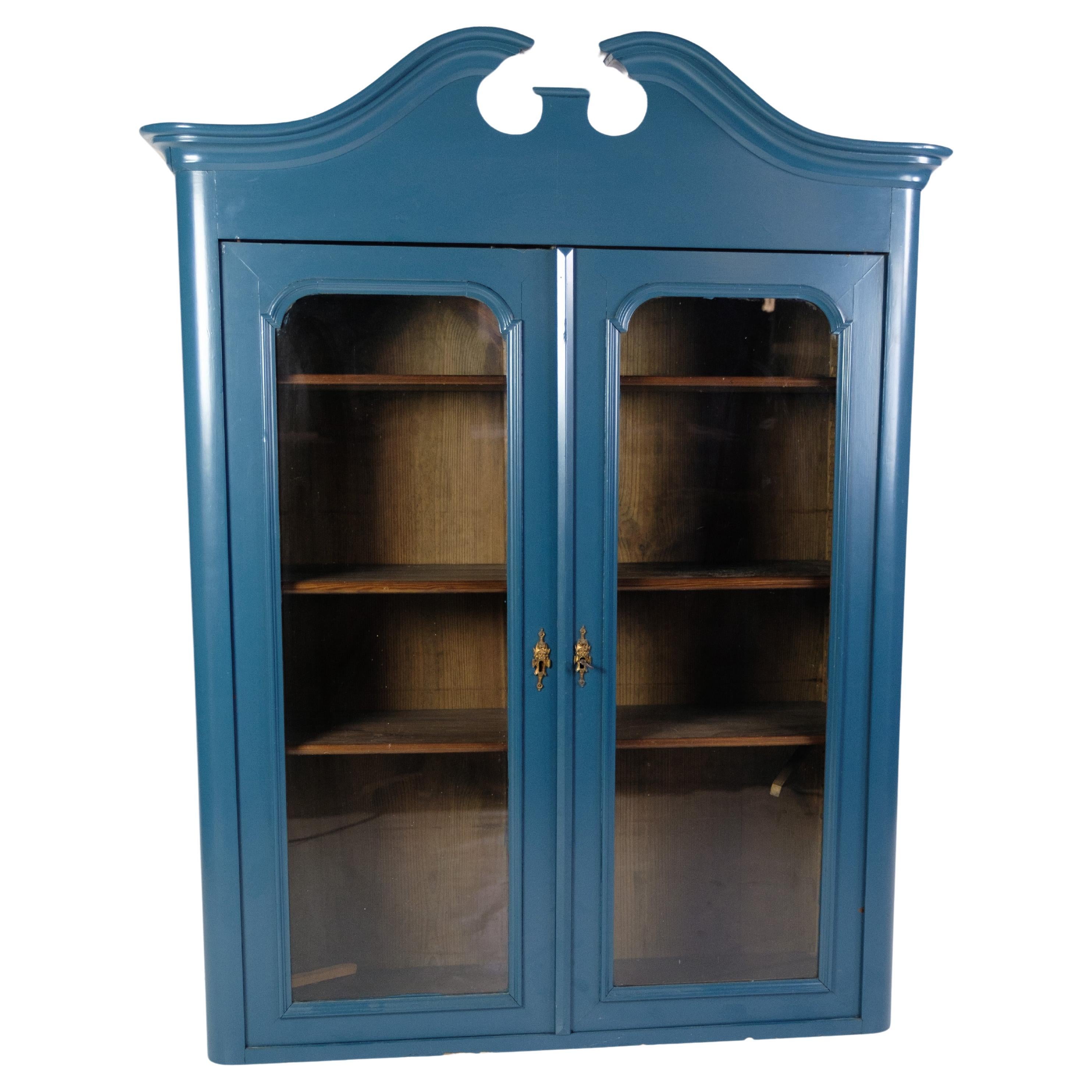 Antique Display Cabinet/Vitrine Painted In Blue From 1920s For Sale