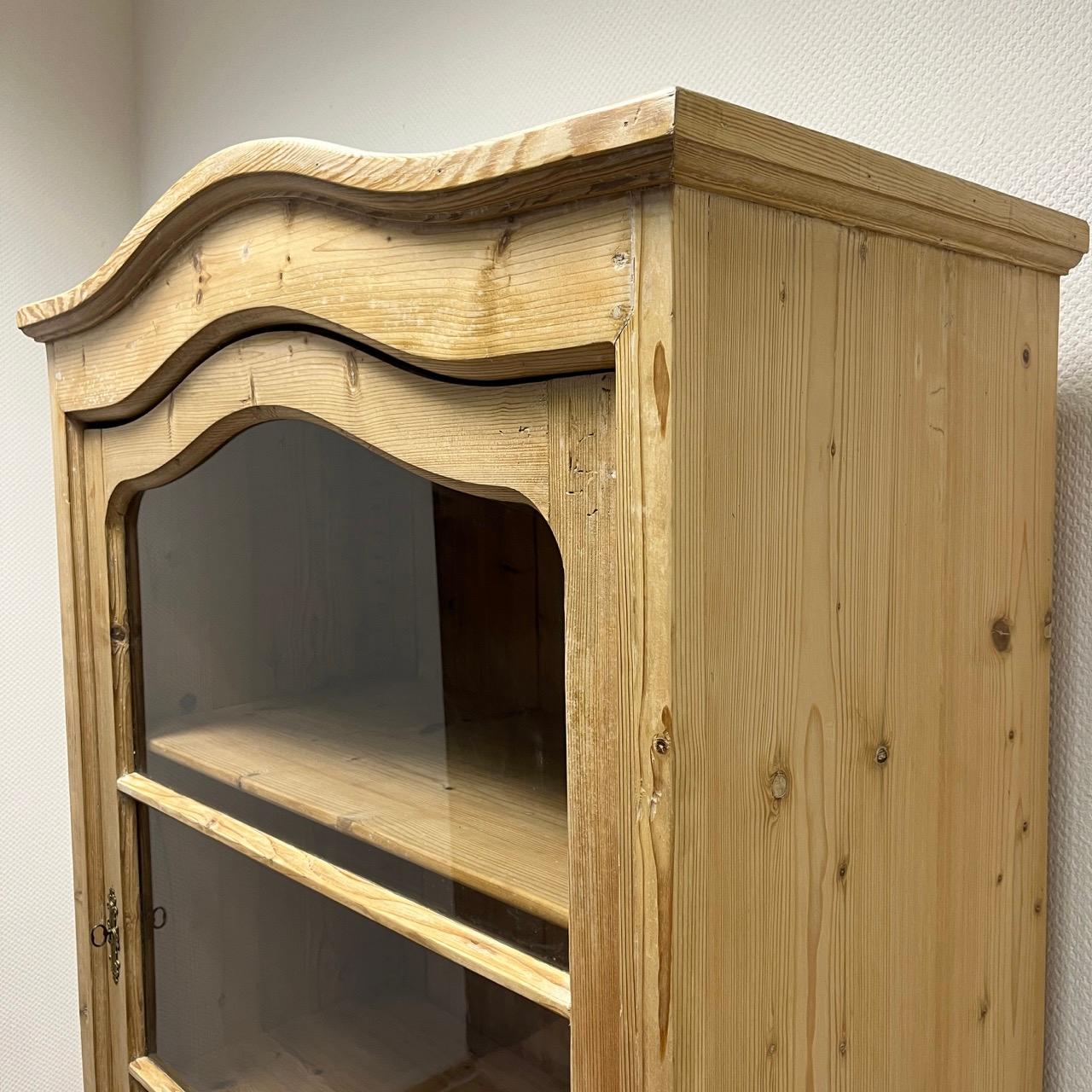 19th Century Antique display cabinet  Wilhelminian style around 1860  Spruce  Original loc For Sale