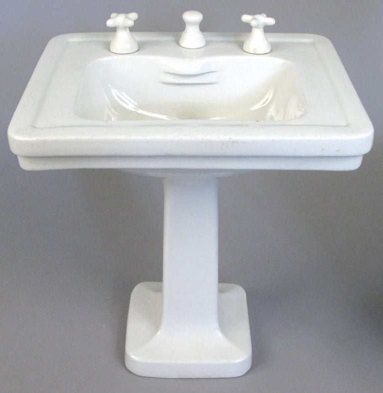 Antique Display Models Of Pedestal Sink And Soaking Tub