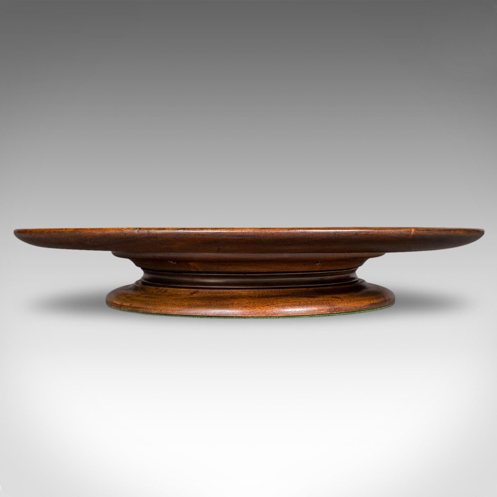 Victorien tardif Ancien plateau tournant, anglais, noyer, verre, Lazy Susan, édouardien, C.C.1910 en vente