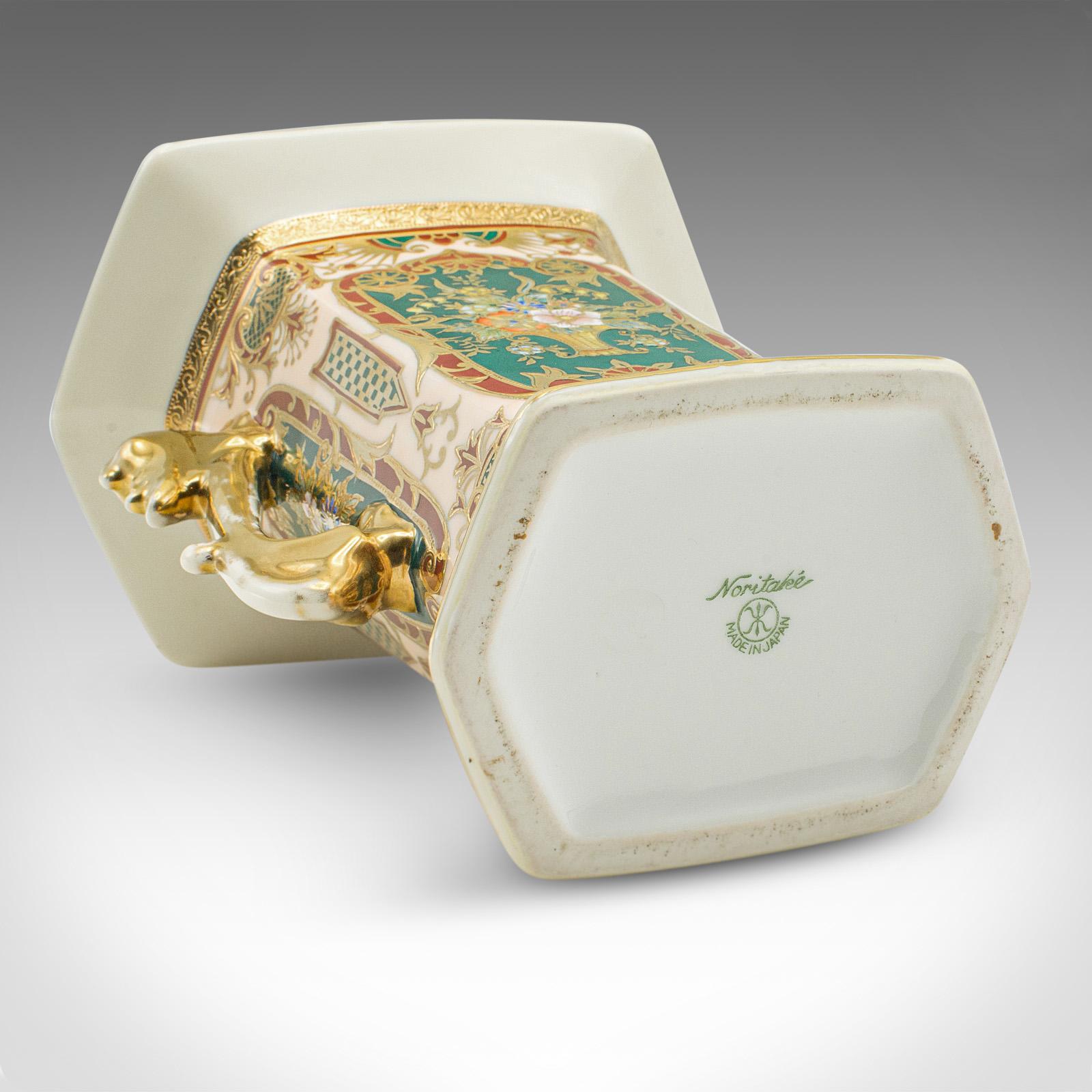 Vase d'exposition ancien japonais, céramique ornée, manches de fleurs, Noritake, vers 1920 en vente 1