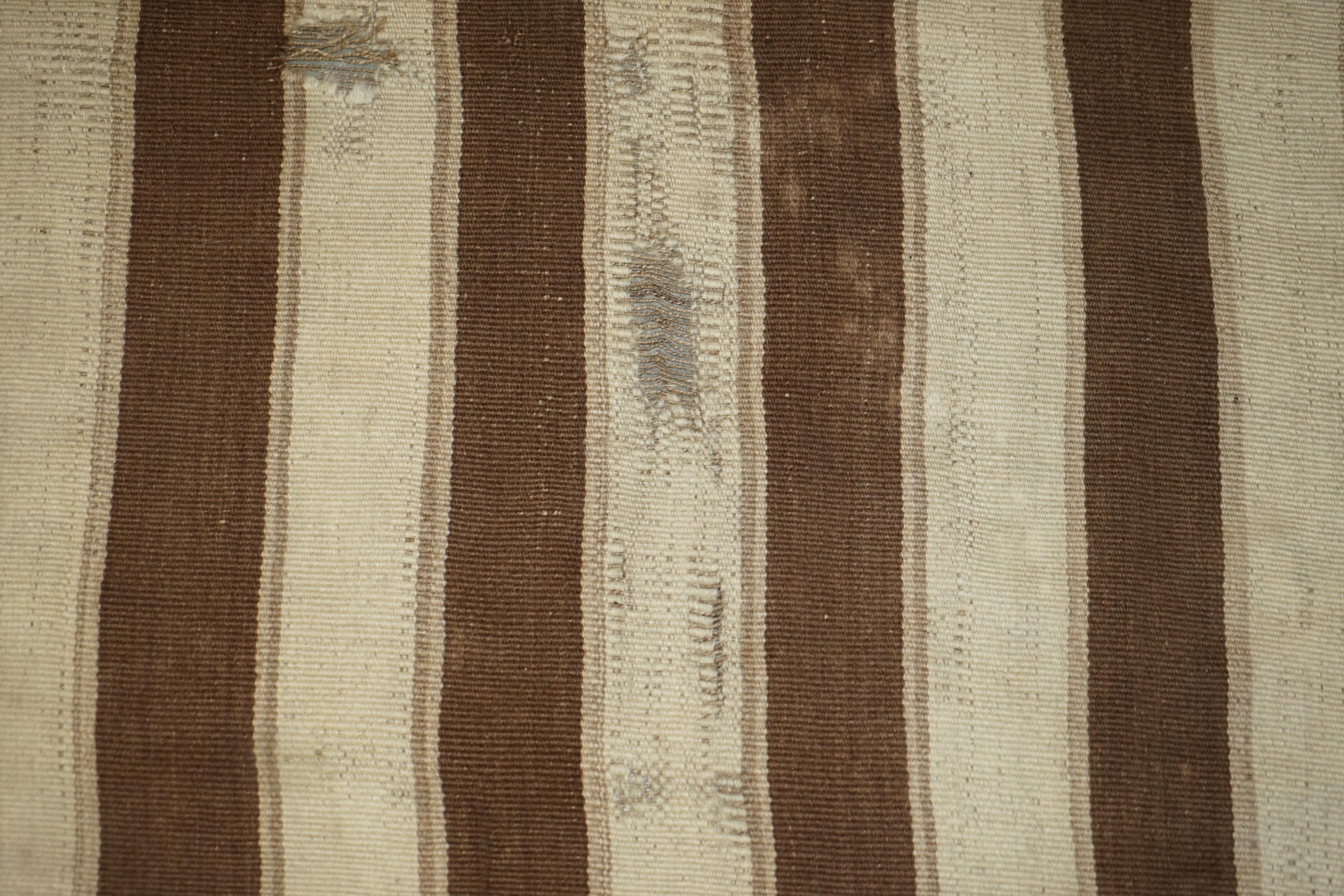 Antique Distressed 1880 Huge Handwoven American Indian Carpet Rug For Sale 7