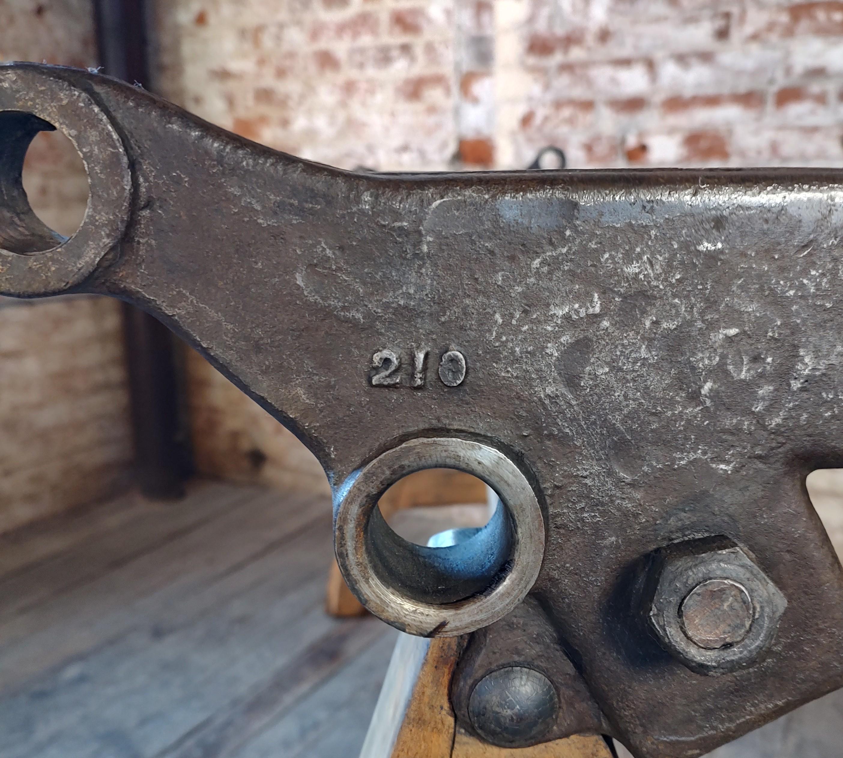 Antique Distressed Console / Sofa Table For Sale 4