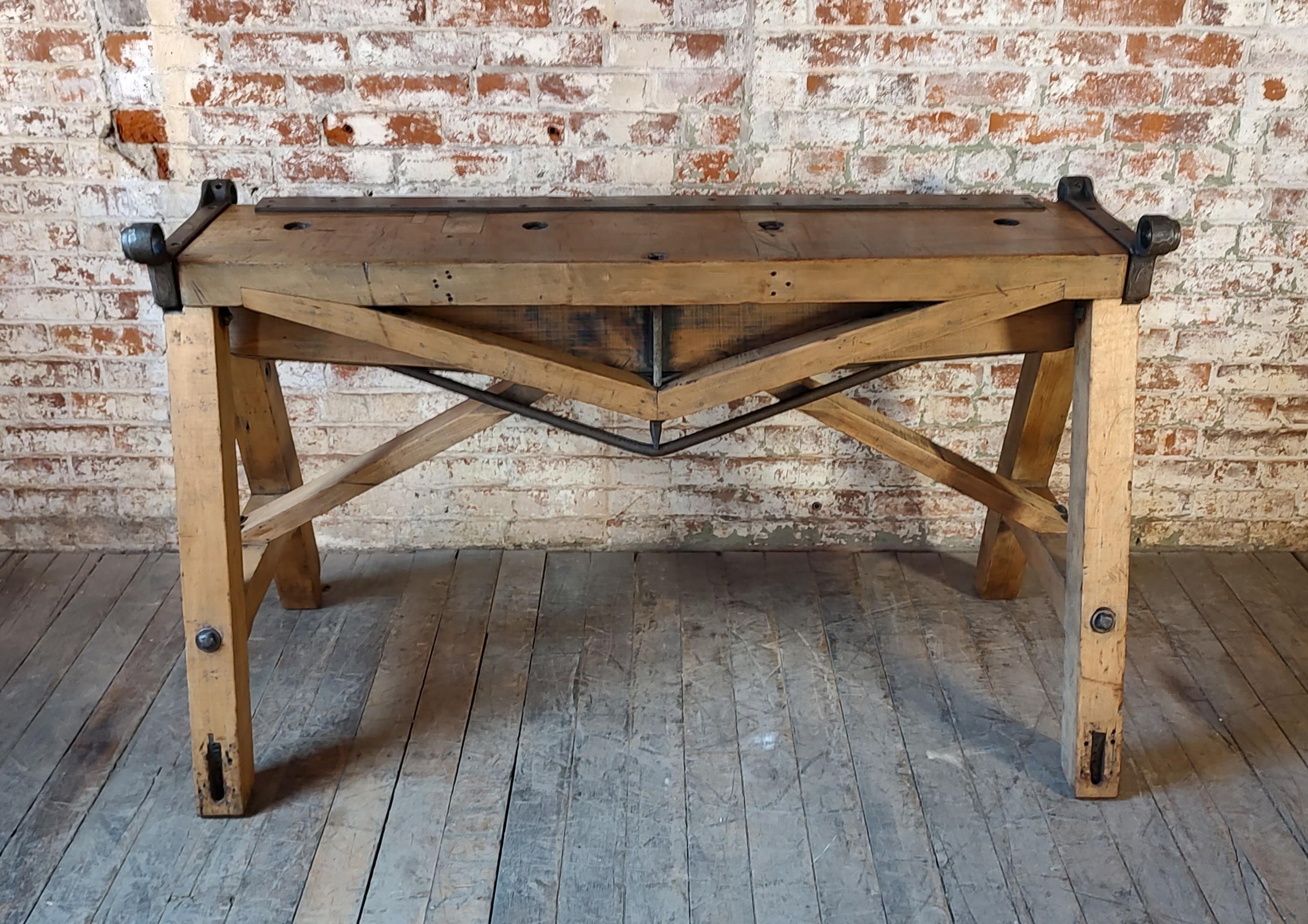 American Antique Distressed Console / Sofa Table For Sale