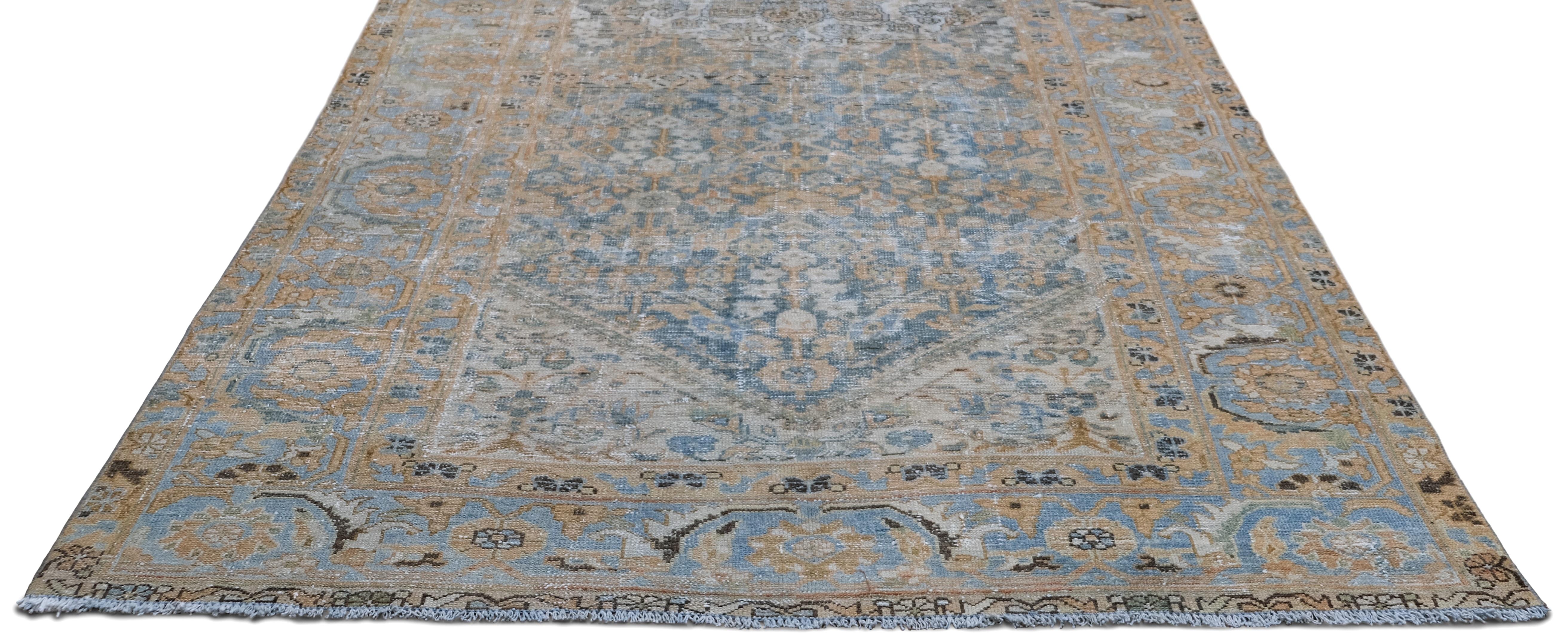 Antiker Malayer-Wollteppich in Erdblau in Erdtönen im Used-Look, 6'x12'7'' (Persisch) im Angebot