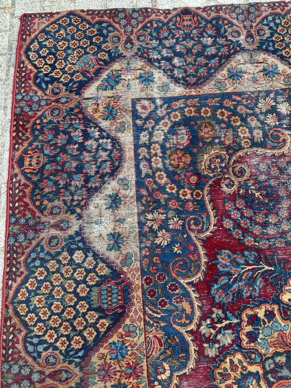 Bobyrug’s Antique Distressed Kirman Rug In Fair Condition For Sale In Saint Ouen, FR