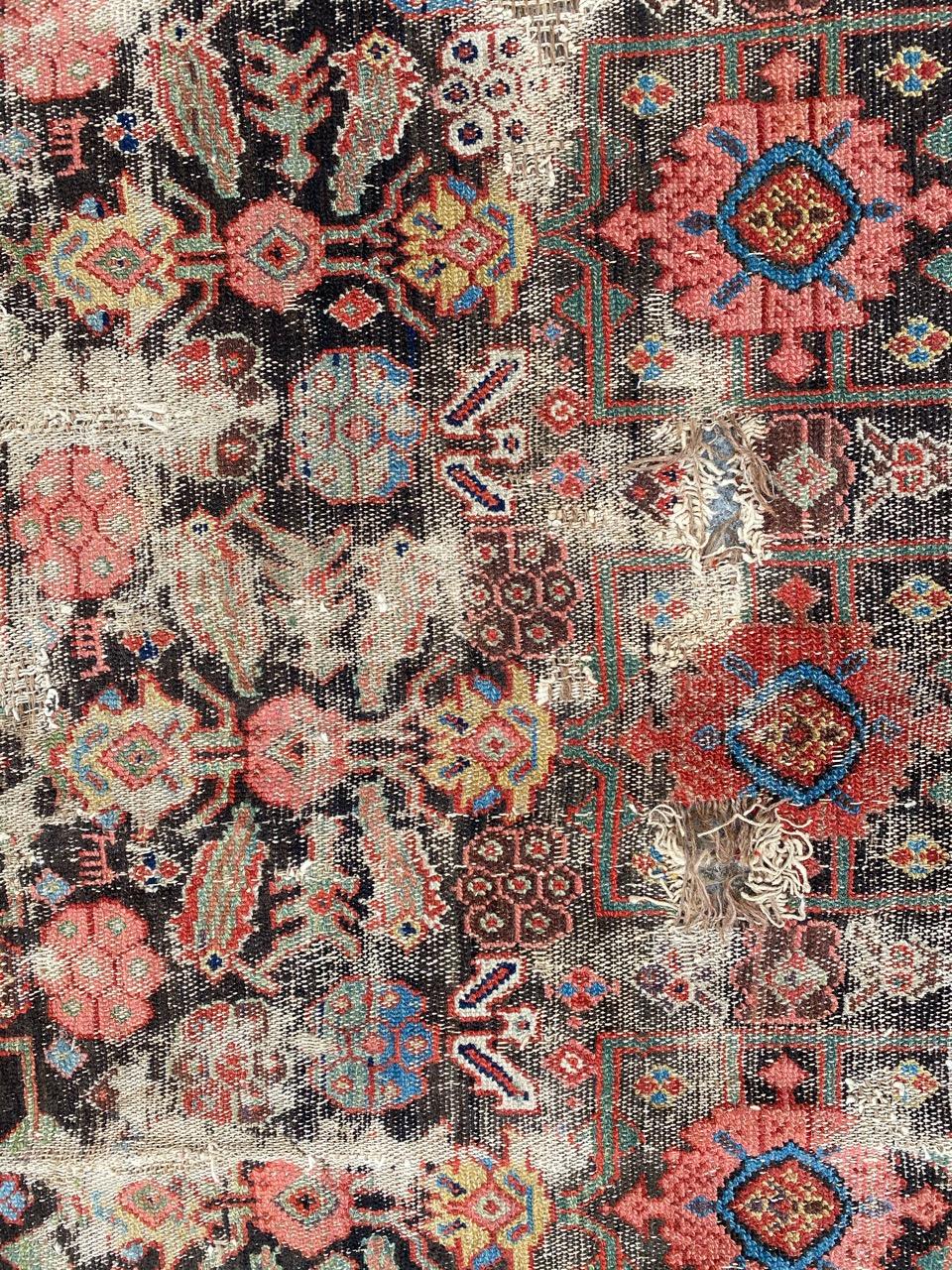 Bobyrug's Antiker Kurdischer Nordwest Teppich im Zustand „Starke Gebrauchsspuren“ im Angebot in Saint Ouen, FR