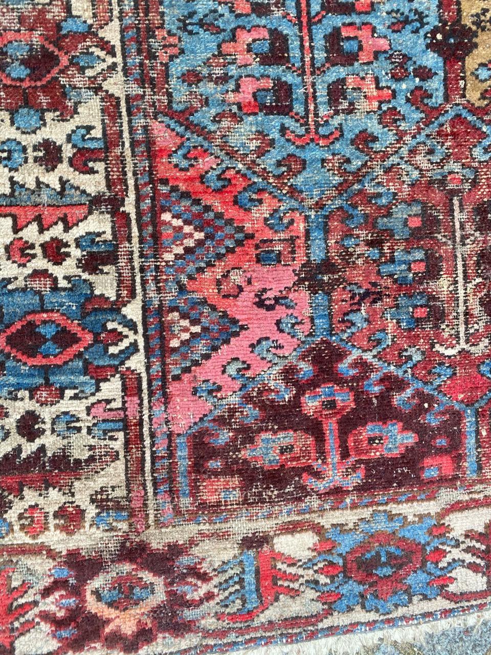 Bobyrug's Antiker Kurdischer Teppich im Used-Look im Angebot 1