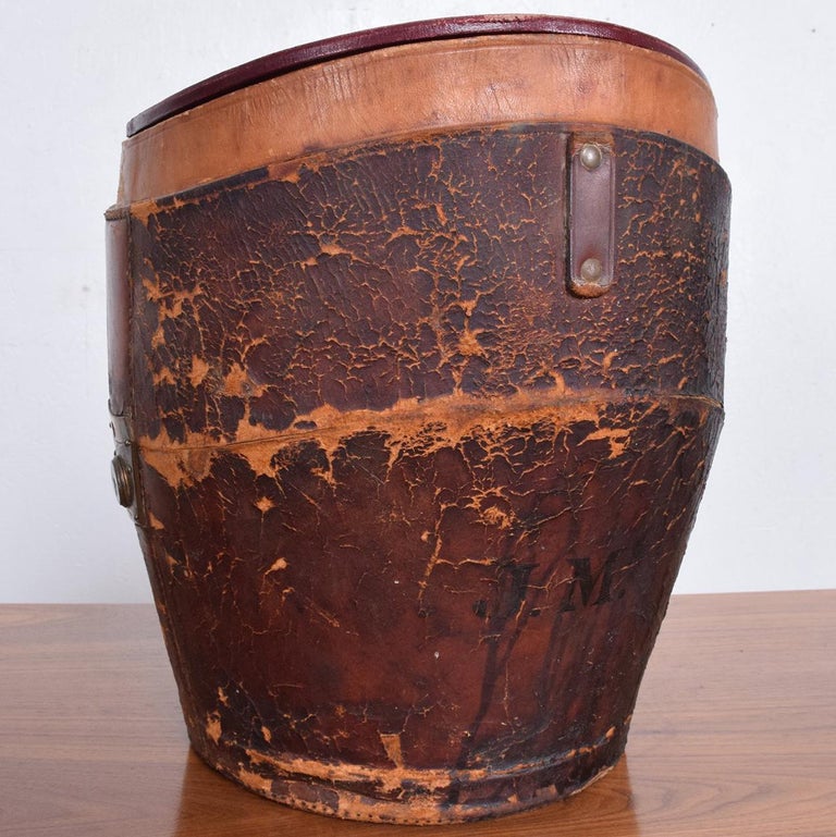 Antique Distressed Luggage Leather Hat Box, 1800s For Sale at 1stdibs