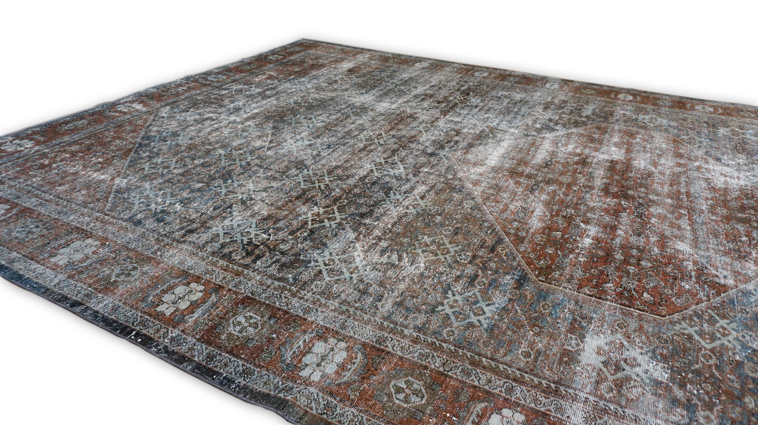 Antiker Mahal-Wollteppich in Erdtönen im Used-Look 10'x16'10'' (Handgeknüpft) im Angebot