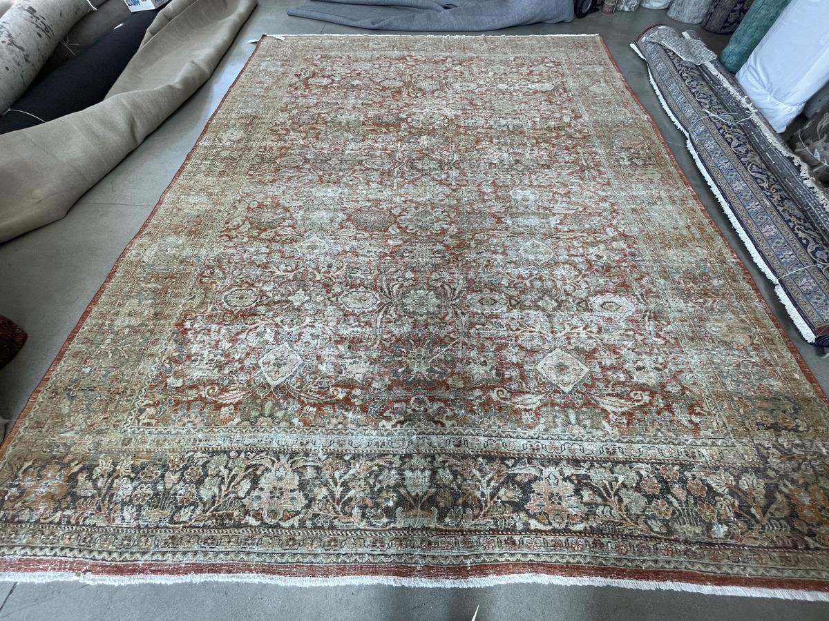 Wool Antique Distressed Mahal For Sale