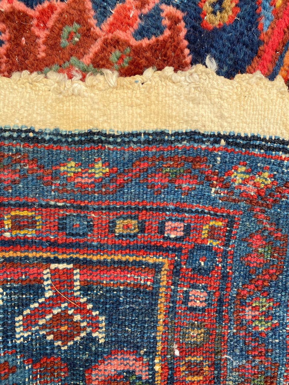 Tapis Mahal ancien vieilli en mauvais état en vente 12