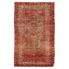 Tapis persan Malayer vieilli de Keivan Woven Arts avec médaillon