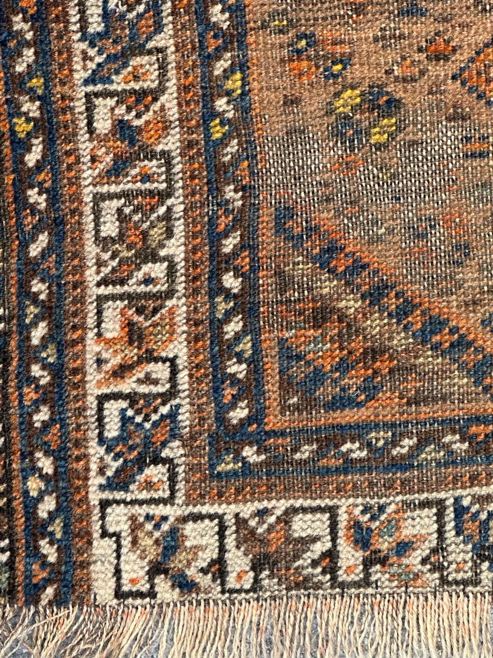 Antique distressed Shiraz rug For Sale 3
