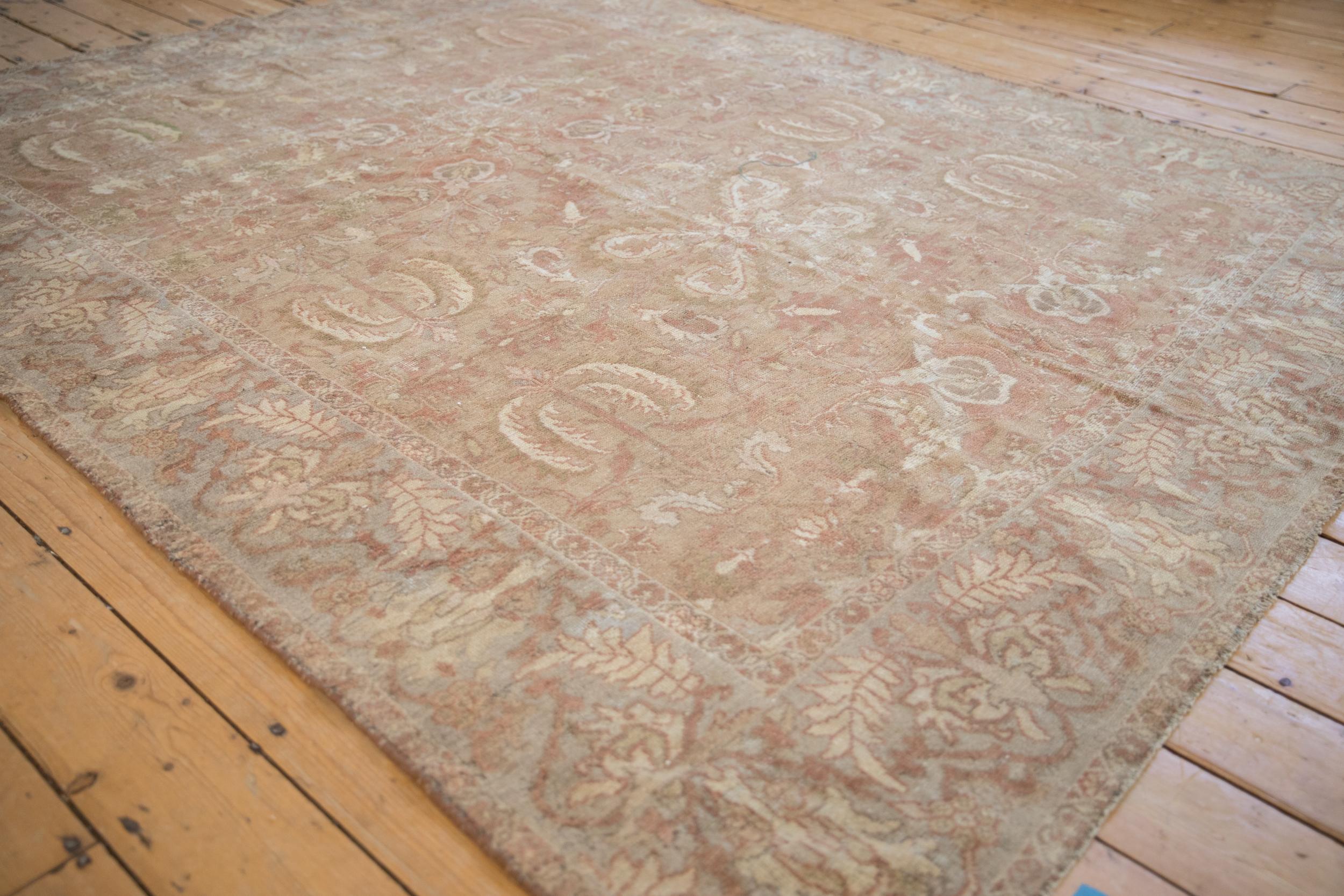 Antiker Distressed Sultanabad-Teppich (Handgeknüpft) im Angebot