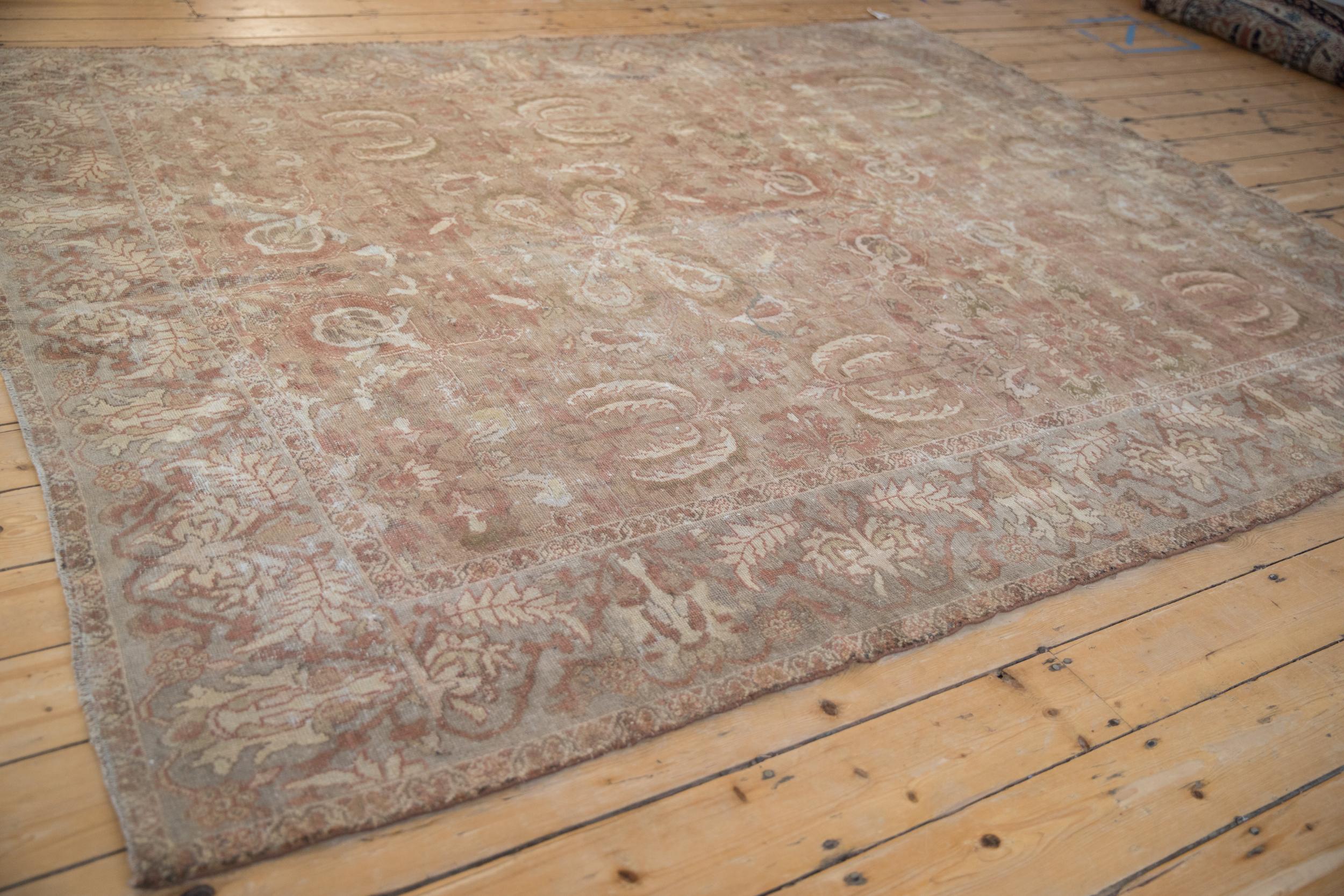 Antiker Distressed Sultanabad-Teppich (Wolle) im Angebot