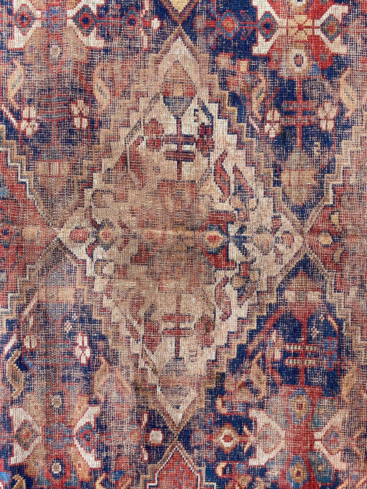 Tappeto Tribale Afshar Antico Distressed di Bobyrug In condizioni deteriorate in vendita a Saint Ouen, FR